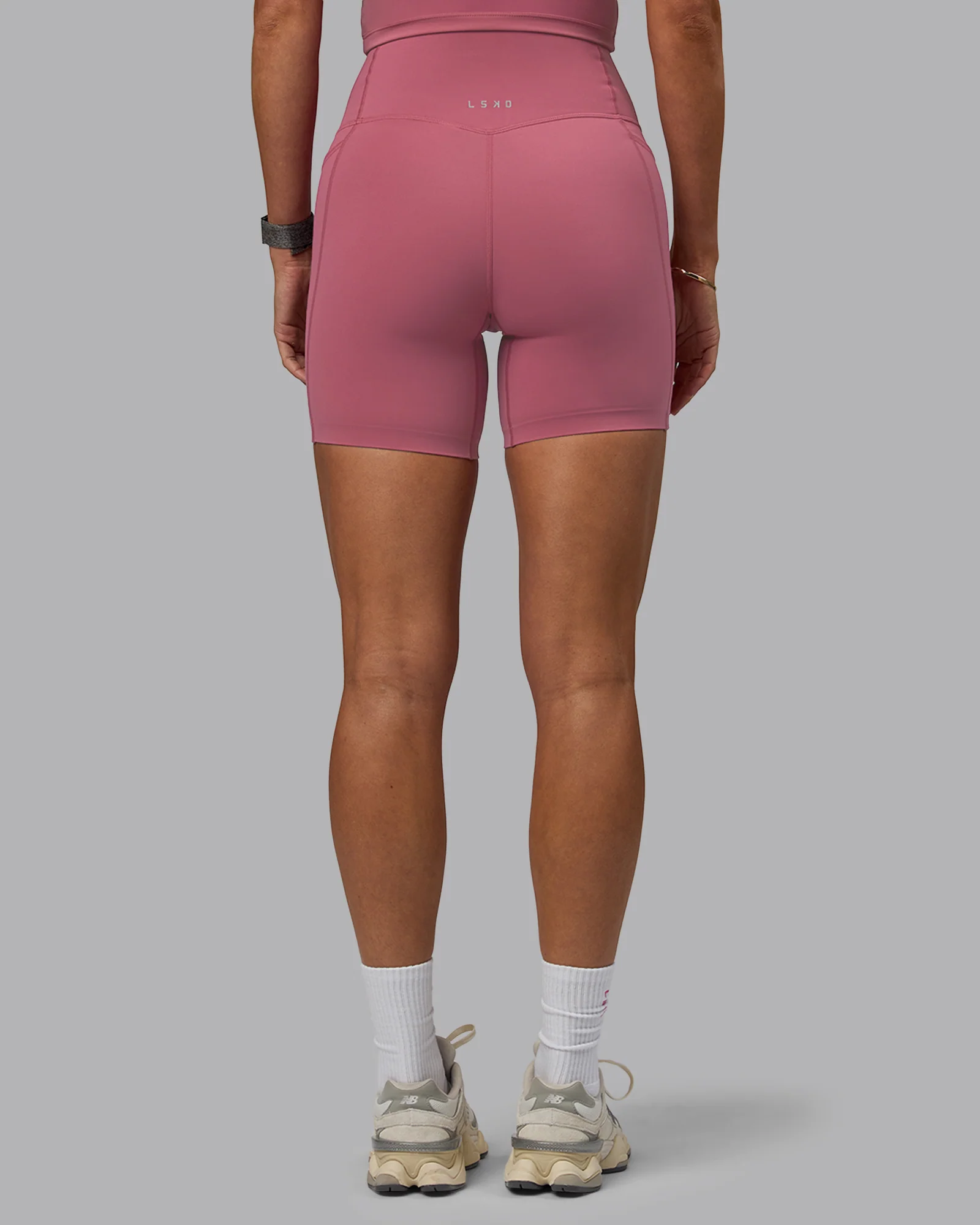 11104-elixir-ultra-high-rise-6-short-pockets-mauve-haze-4.webp Elixir Ultra High-Rise 6" Short Pockets - Mauve Haze