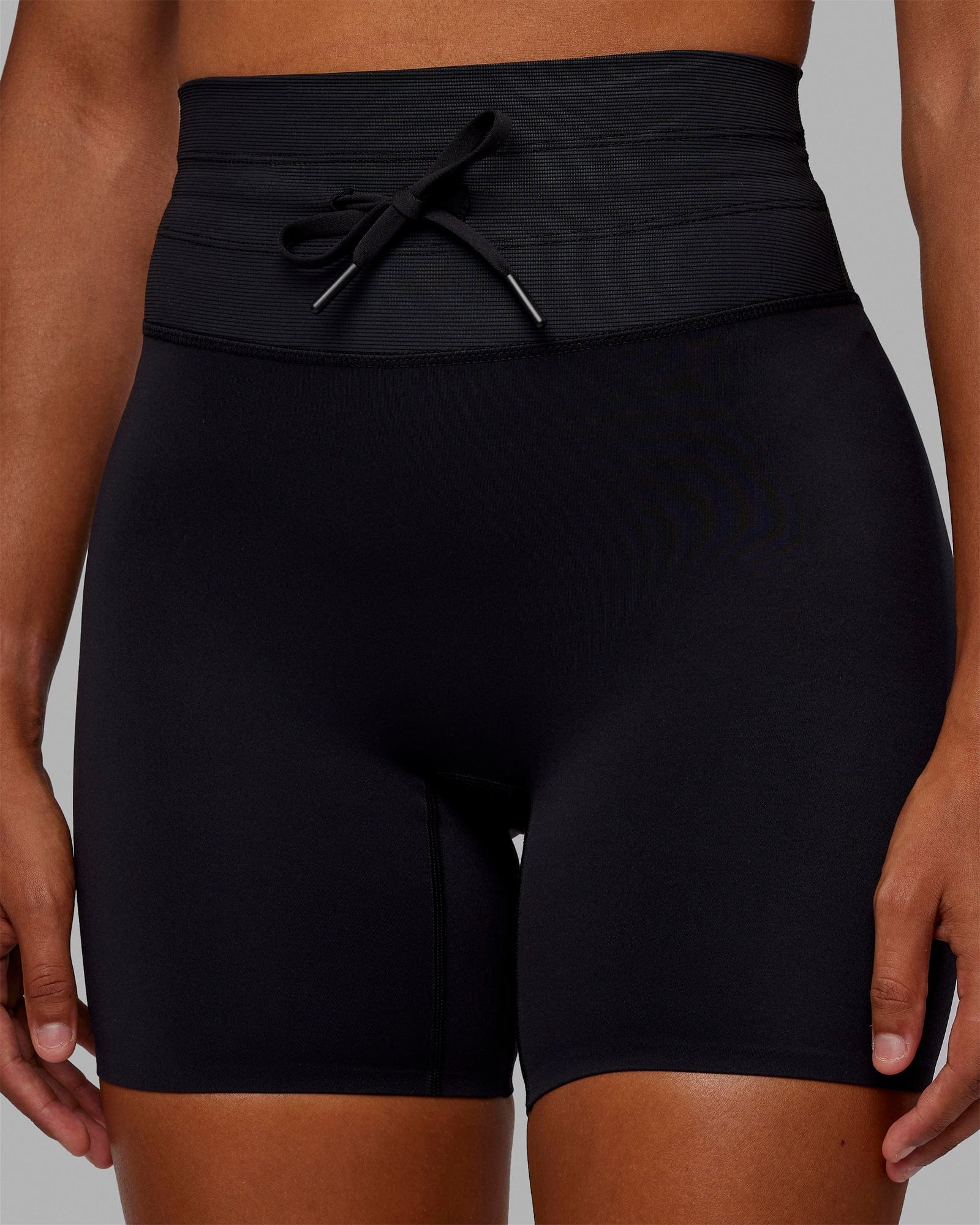 Resistance Ultra High-Rise 6" Short - Black