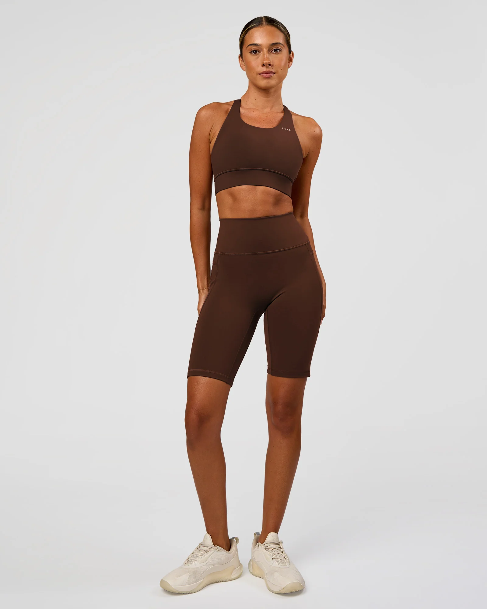 112-accelerate-sports-bra-hot-chocolate-5.webp Accelerate Sports Bra - Hot Chocolate