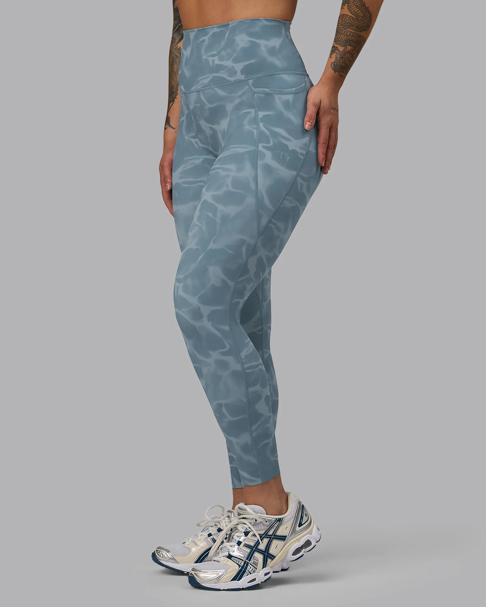 11266-elixir-ultra-high-rise-7-8-legging-pockets-tranquil-elemental-blue-2.webp Elixir Ultra High-Rise 7/8 Legging Pockets - Tranquil-Elemental Blue
