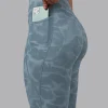 11266-elixir-ultra-high-rise-7-8-legging-pockets-tranquil-elemental-blue-3.webp Elixir Ultra High-Rise 7/8 Legging Pockets - Tranquil-Elemental Blue