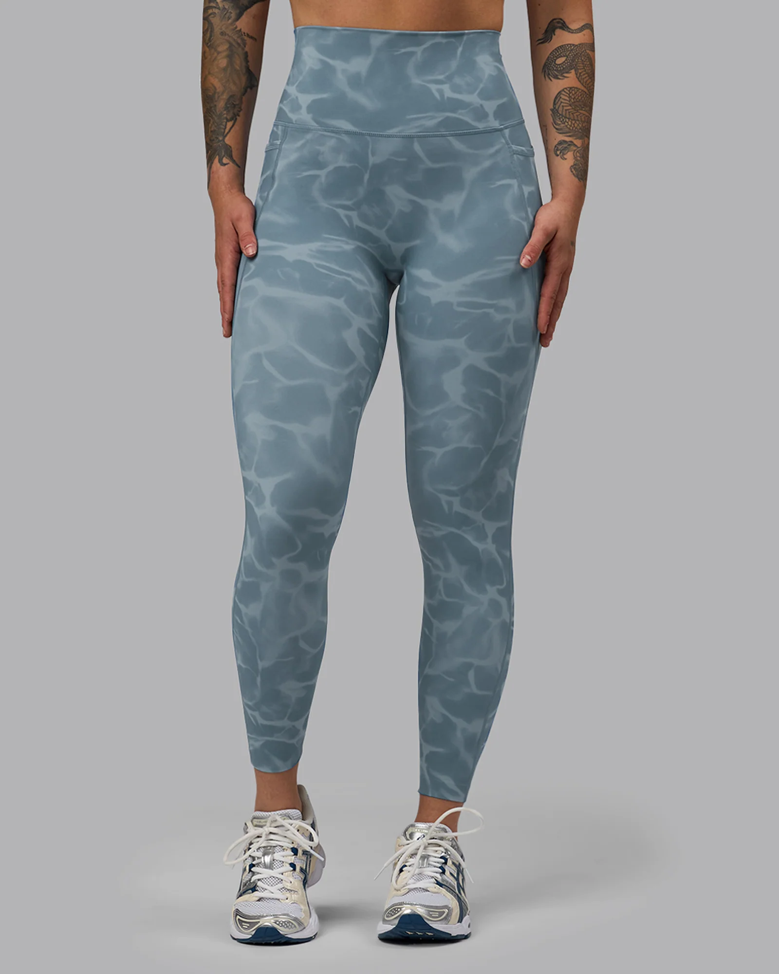 11266-elixir-ultra-high-rise-7-8-legging-pockets-tranquil-elemental-blue-5.webp Elixir Ultra High-Rise 7/8 Legging Pockets - Tranquil-Elemental Blue