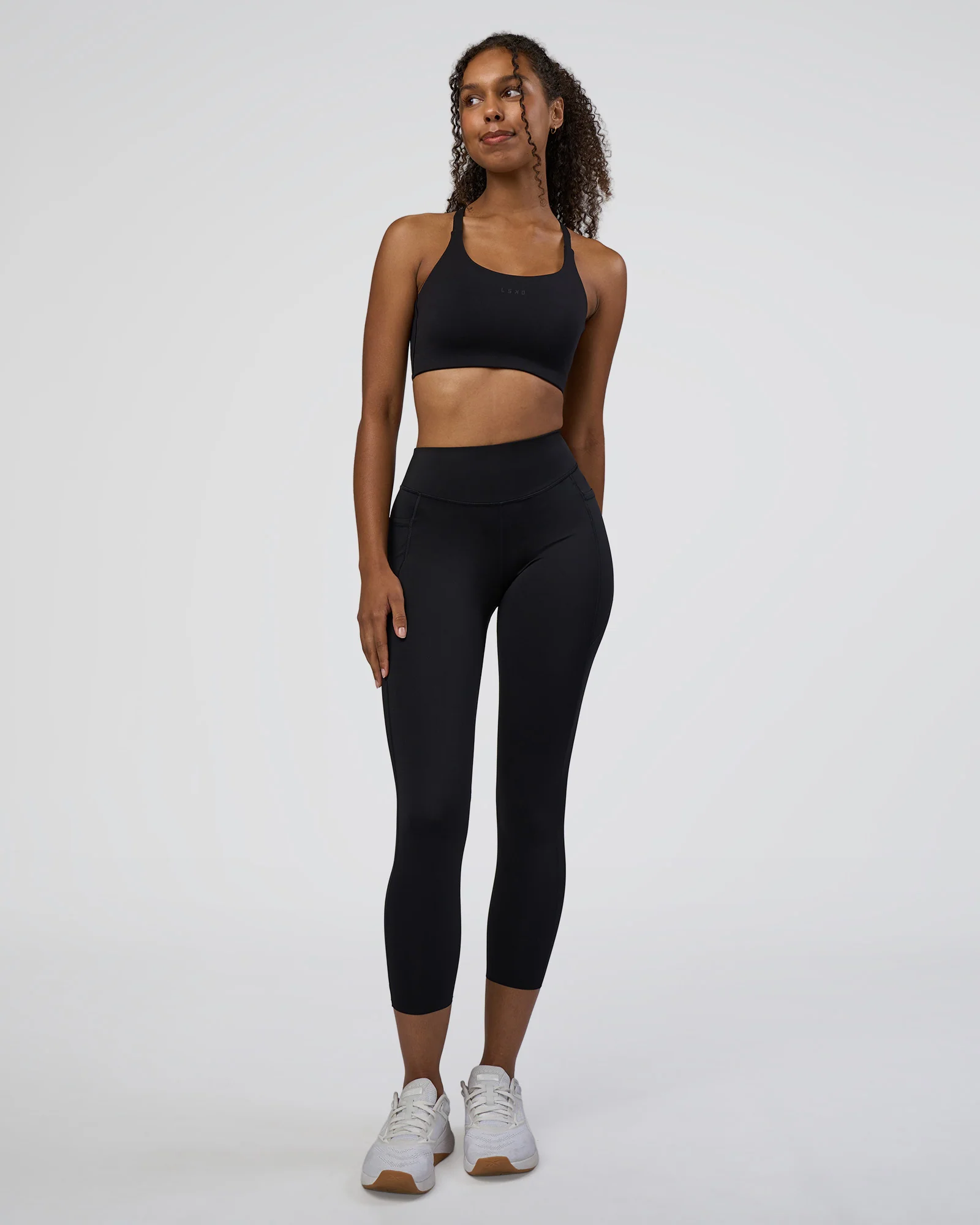 11293-elite-high-rise-7-8-legging-pockets-black-1.webp Elite High-Rise 7/8 Legging Pockets - Black