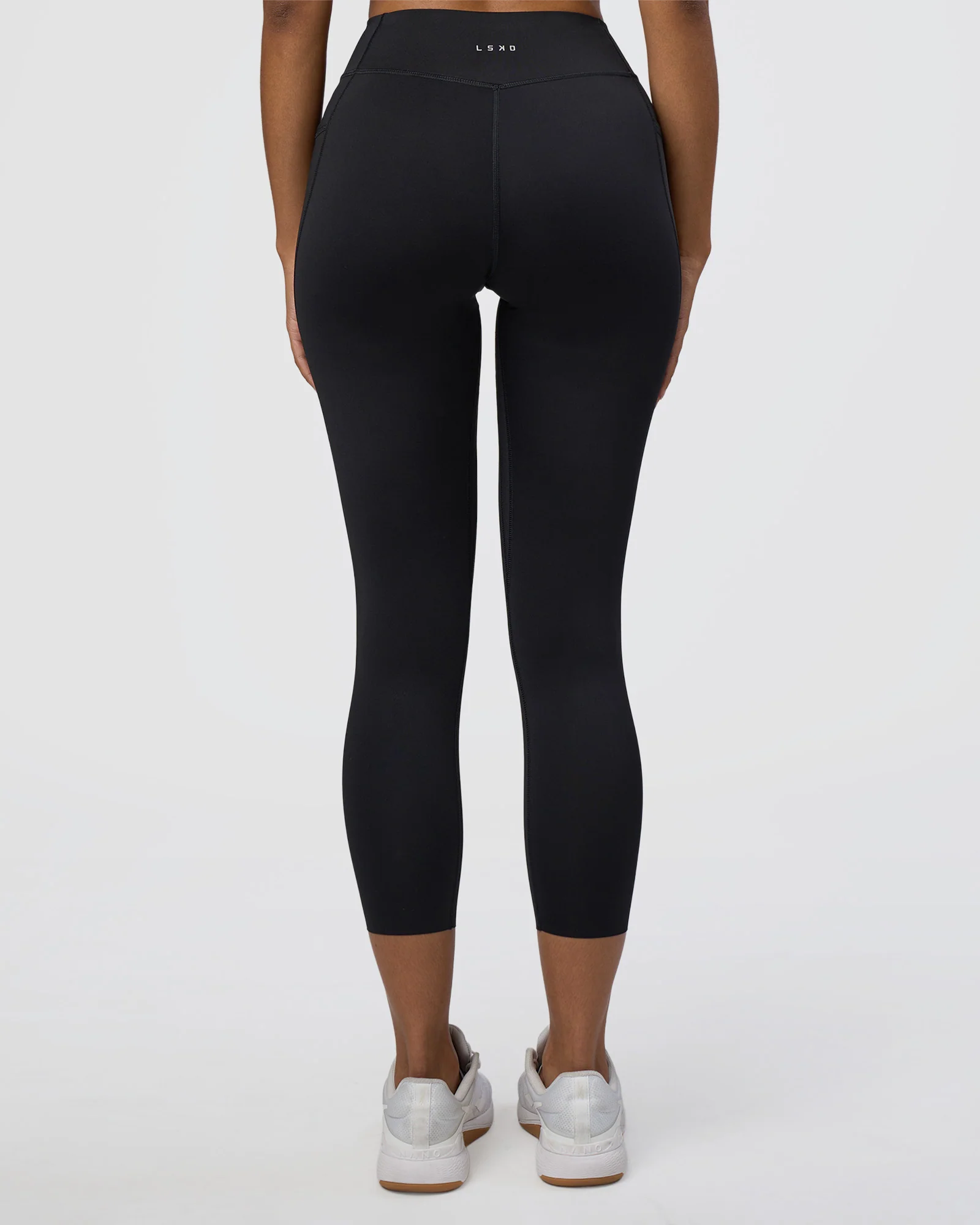 11293-elite-high-rise-7-8-legging-pockets-black-4.webp Elite High-Rise 7/8 Legging Pockets - Black