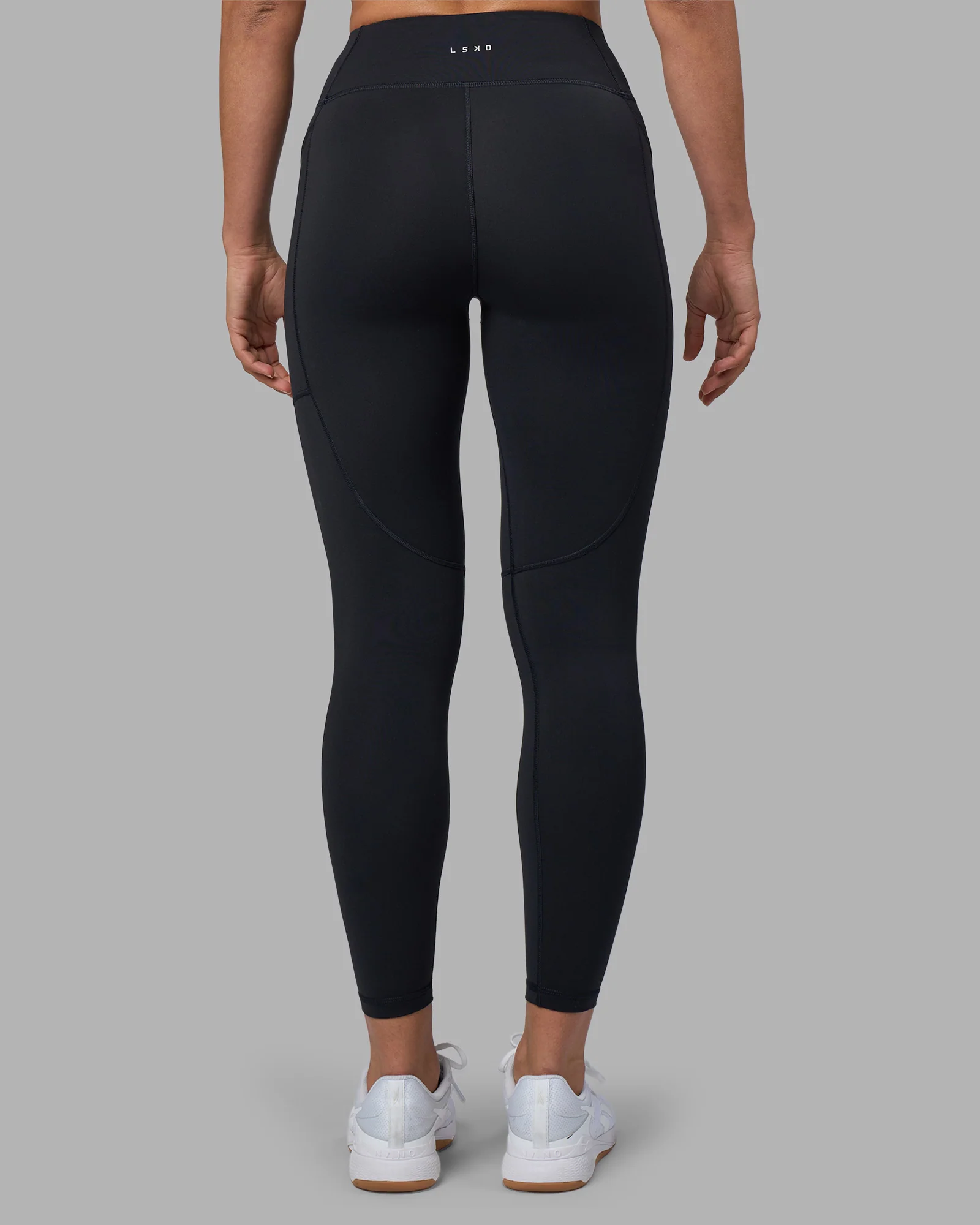 11329-rep-ultra-high-rise-7-8-legging-pockets-black-blue-atoll-4.webp Rep Ultra High-Rise 7/8 Legging Pockets - Black-Blue Atoll
