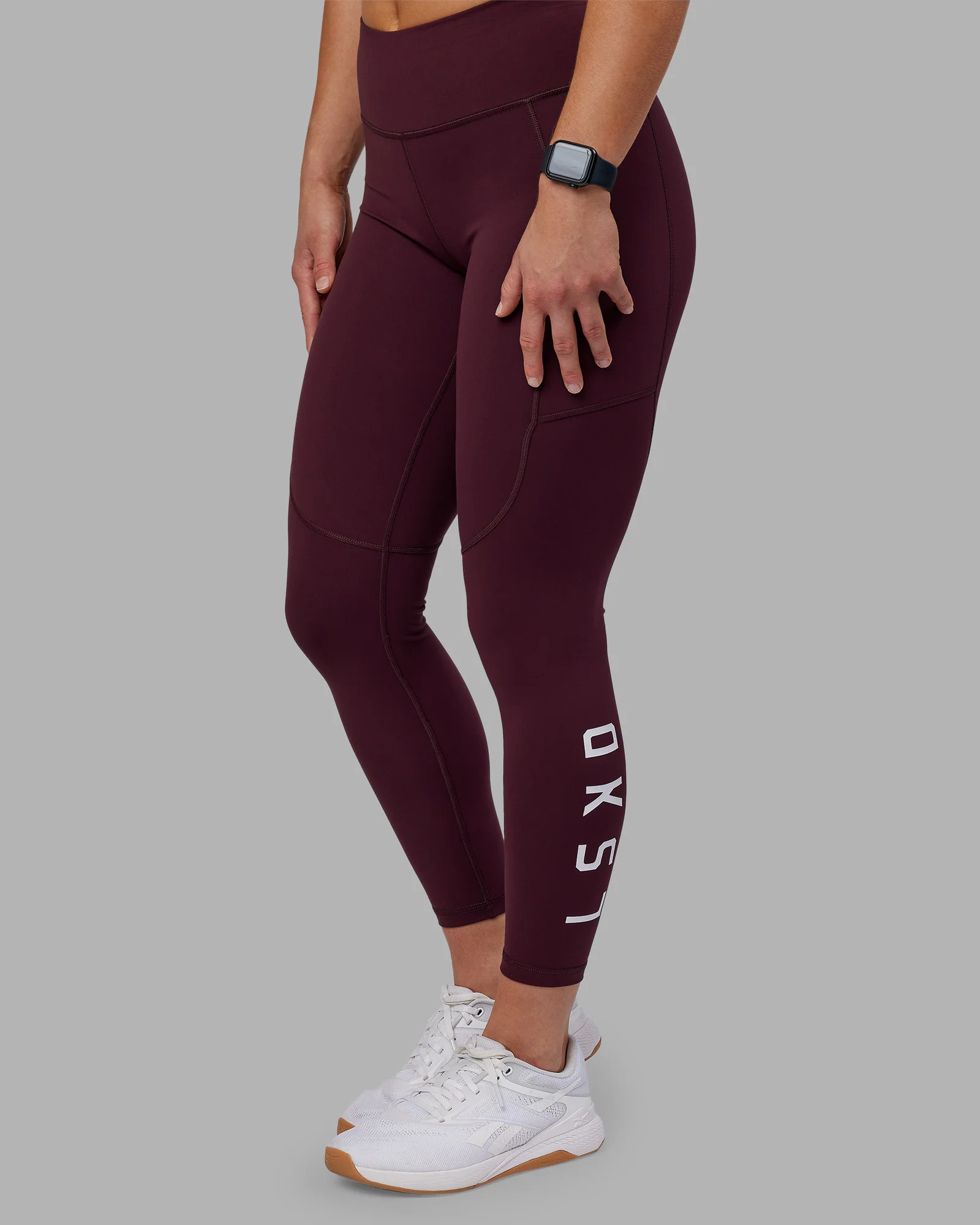 11338-rep-ultra-high-rise-7-8-legging-pockets-cherry-lacquer-white-2.webp Rep Ultra High-Rise 7/8 Legging Pockets - Cherry Lacquer-White