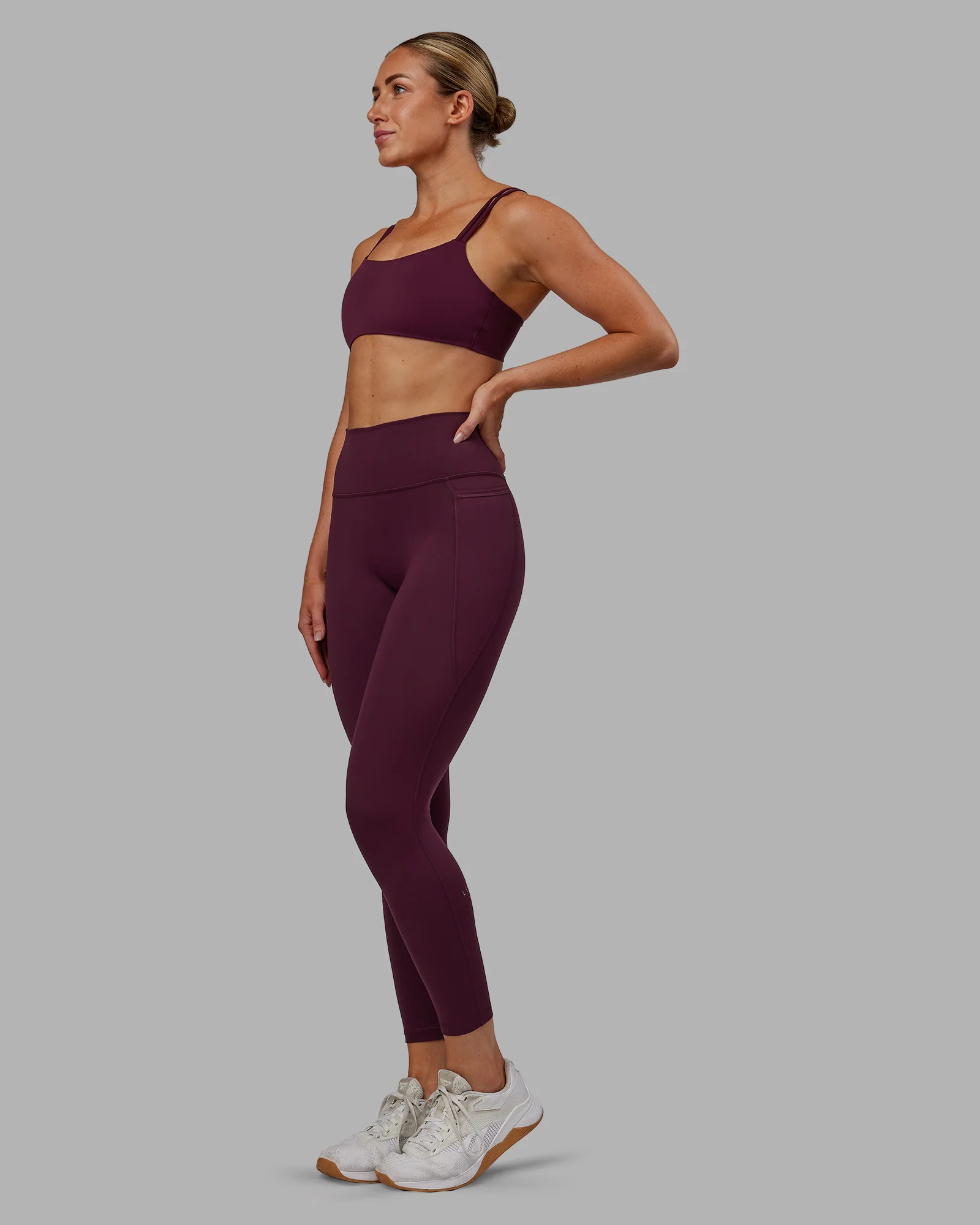 11365-fusion-ultra-high-rise-7-8-legging-pockets-cherry-lacquer-6.webp Fusion Ultra High-Rise 7/8 Legging Pockets - Cherry Lacquer