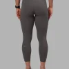 11374-fusion-ultra-high-rise-7-8-legging-pockets-dark-storm-4.webp Fusion Ultra High-Rise 7/8 Legging Pockets - Dark Storm