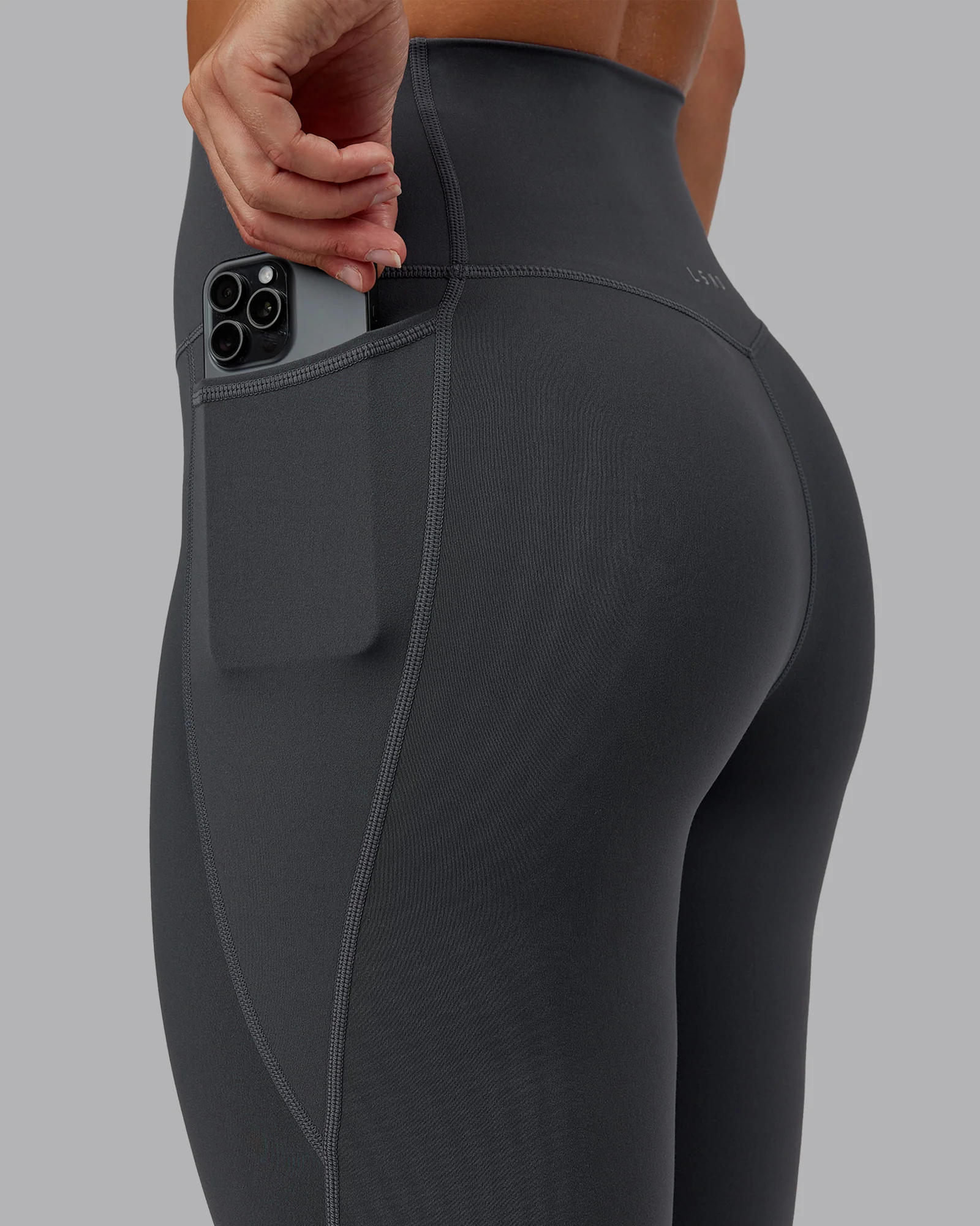 11428-elixir-ultra-high-rise-7-8-legging-pockets-dark-storm-3.webp Elixir Ultra High-Rise 7/8 Legging Pockets - Dark Storm