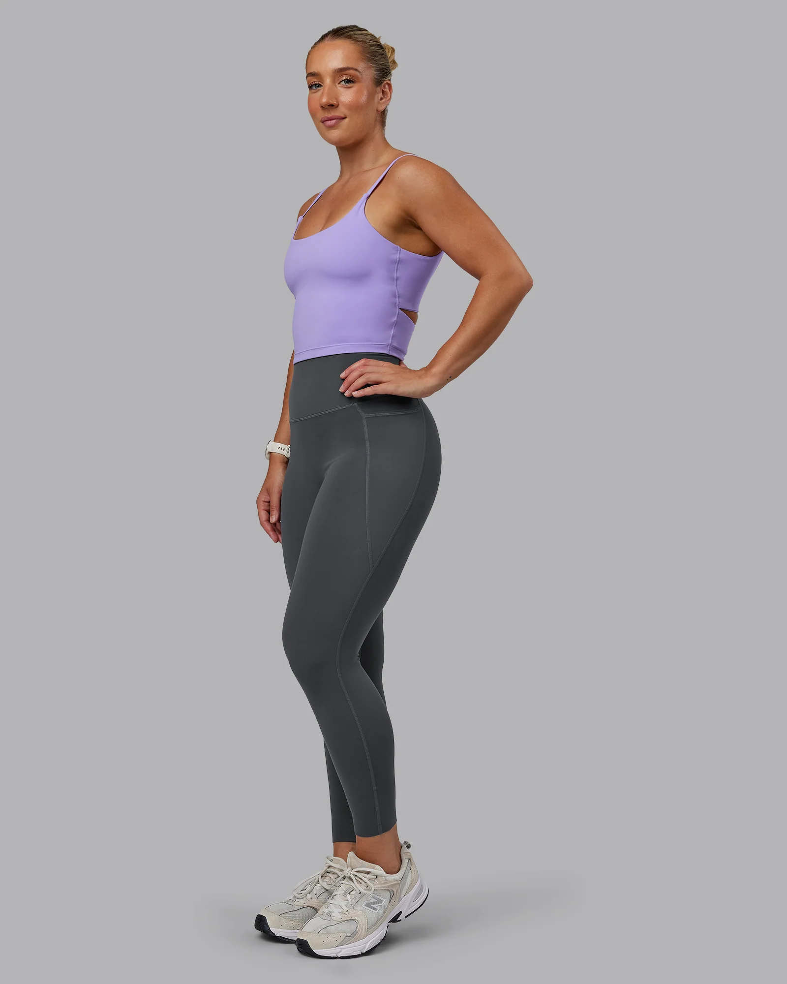 11428-elixir-ultra-high-rise-7-8-legging-pockets-dark-storm-5.webp Elixir Ultra High-Rise 7/8 Legging Pockets - Dark Storm