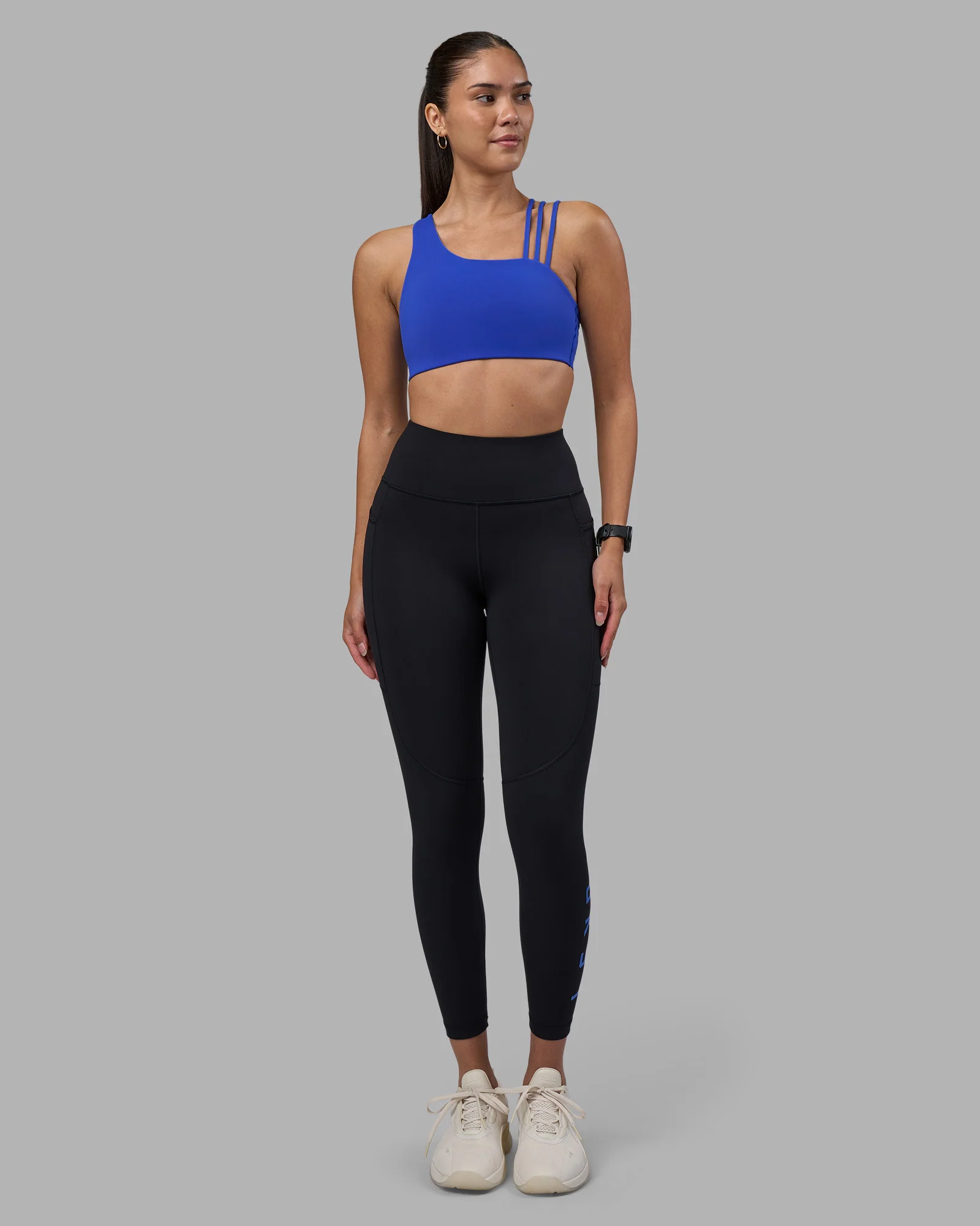 11464-rep-ultra-high-rise-7-8-legging-pockets-black-power-cobalt-2.webp Rep Ultra High-Rise 7/8 Legging Pockets - Black-Power Cobalt