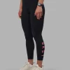 11482-rep-ultra-high-rise-7-8-legging-pockets-black-candy-pink-7.webp Rep Ultra High-Rise 7/8 Legging Pockets - Black-Candy Pink