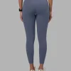 11594-fusion-ultra-high-rise-7-8-legging-pockets-night-shadow-4.webp Fusion Ultra High-Rise 7/8 Legging Pockets - Night Shadow