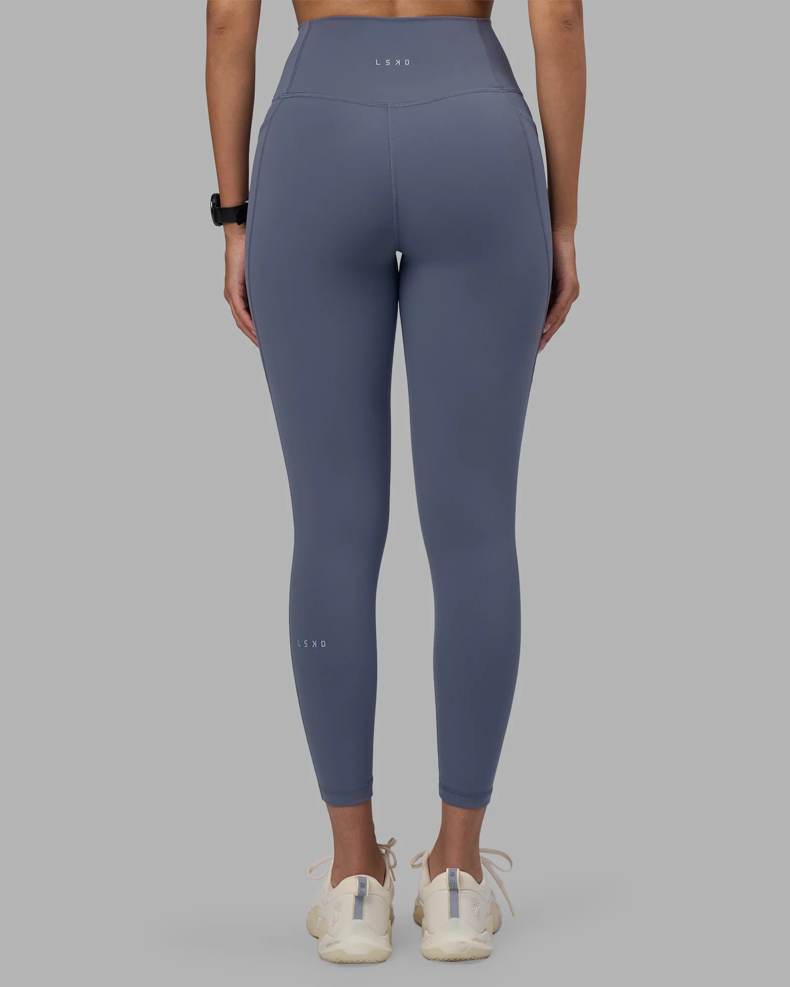 11594-fusion-ultra-high-rise-7-8-legging-pockets-night-shadow-4.webp Fusion Ultra High-Rise 7/8 Legging Pockets - Night Shadow