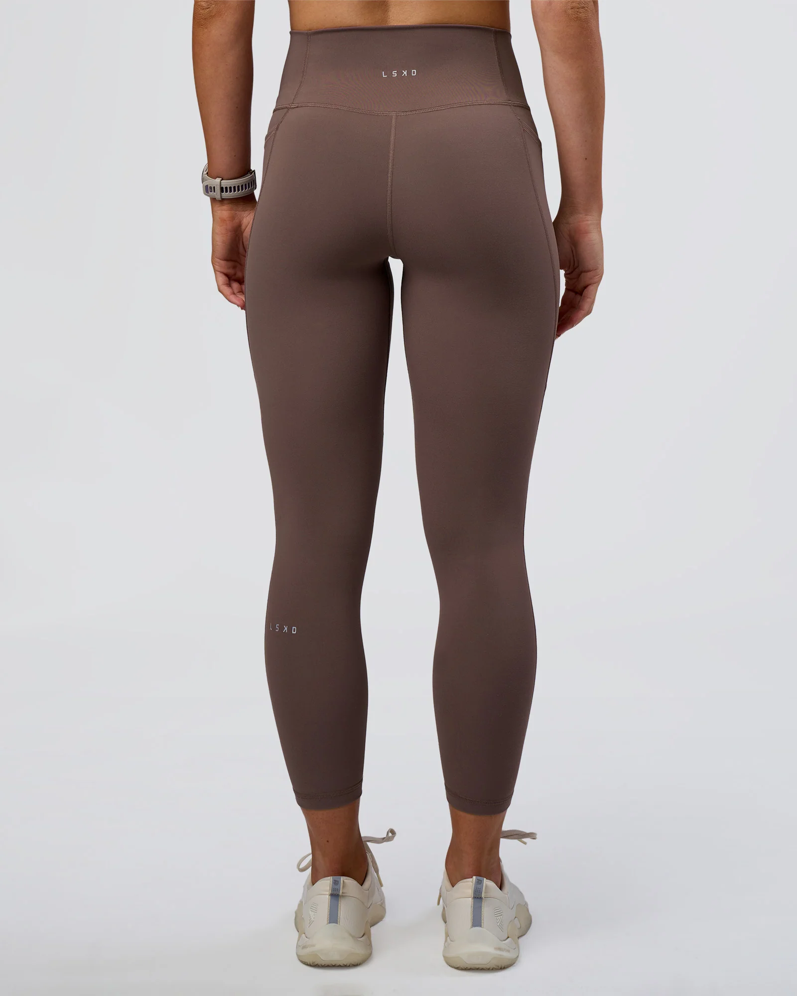 11603-fusion-ultra-high-rise-7-8-legging-pockets-peppercorn-4.webp Fusion Ultra High-Rise 7/8 Legging Pockets - Peppercorn