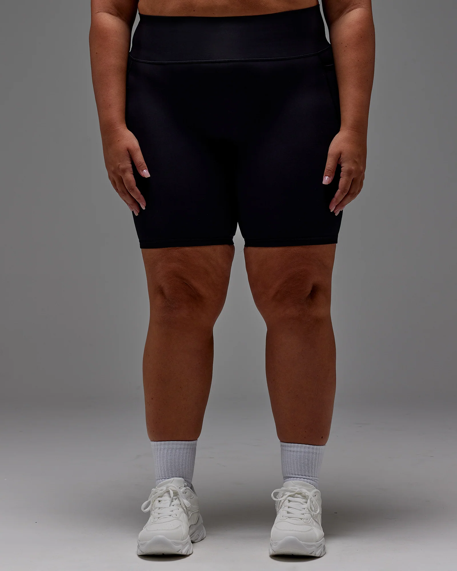 11657-fusion-ultra-high-rise-9-short-pockets-black-14.webp Fusion Ultra High-Rise 9" Short Pockets - Black