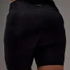 11657-fusion-ultra-high-rise-9-short-pockets-black-15.webp Fusion Ultra High-Rise 9" Short Pockets - Black