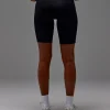 11657-fusion-ultra-high-rise-9-short-pockets-black-18.webp Fusion Ultra High-Rise 9" Short Pockets - Black