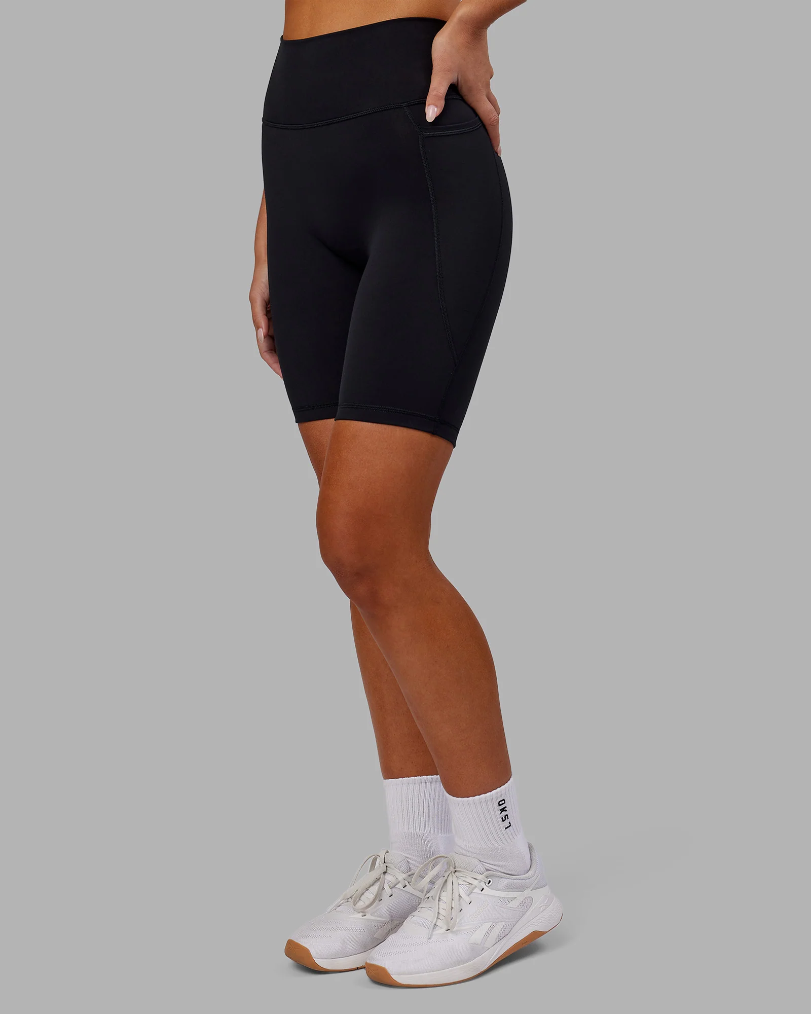 11657-fusion-ultra-high-rise-9-short-pockets-black-2.webp Fusion Ultra High-Rise 9" Short Pockets - Black