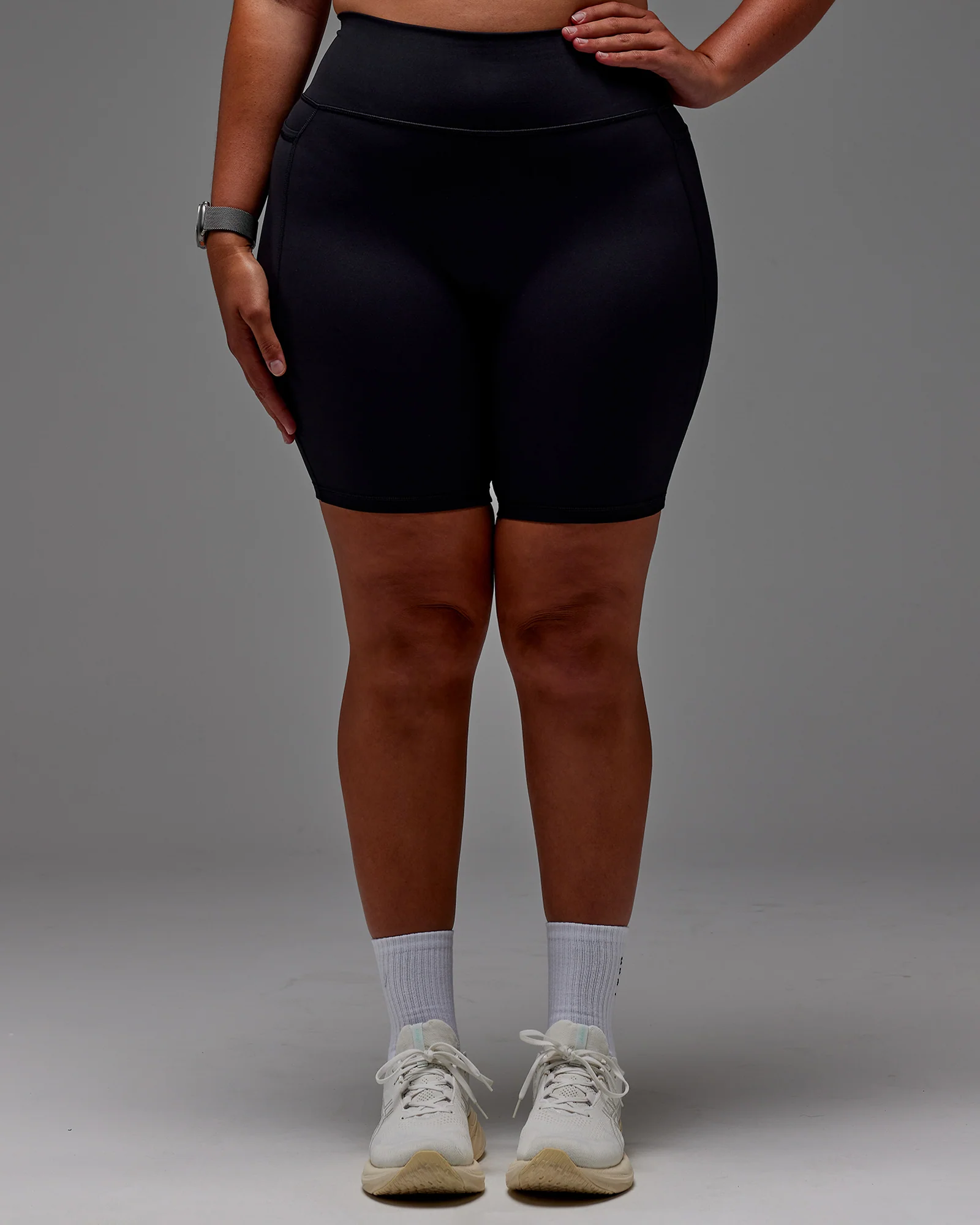 11657-fusion-ultra-high-rise-9-short-pockets-black-33.webp Fusion Ultra High-Rise 9" Short Pockets - Black