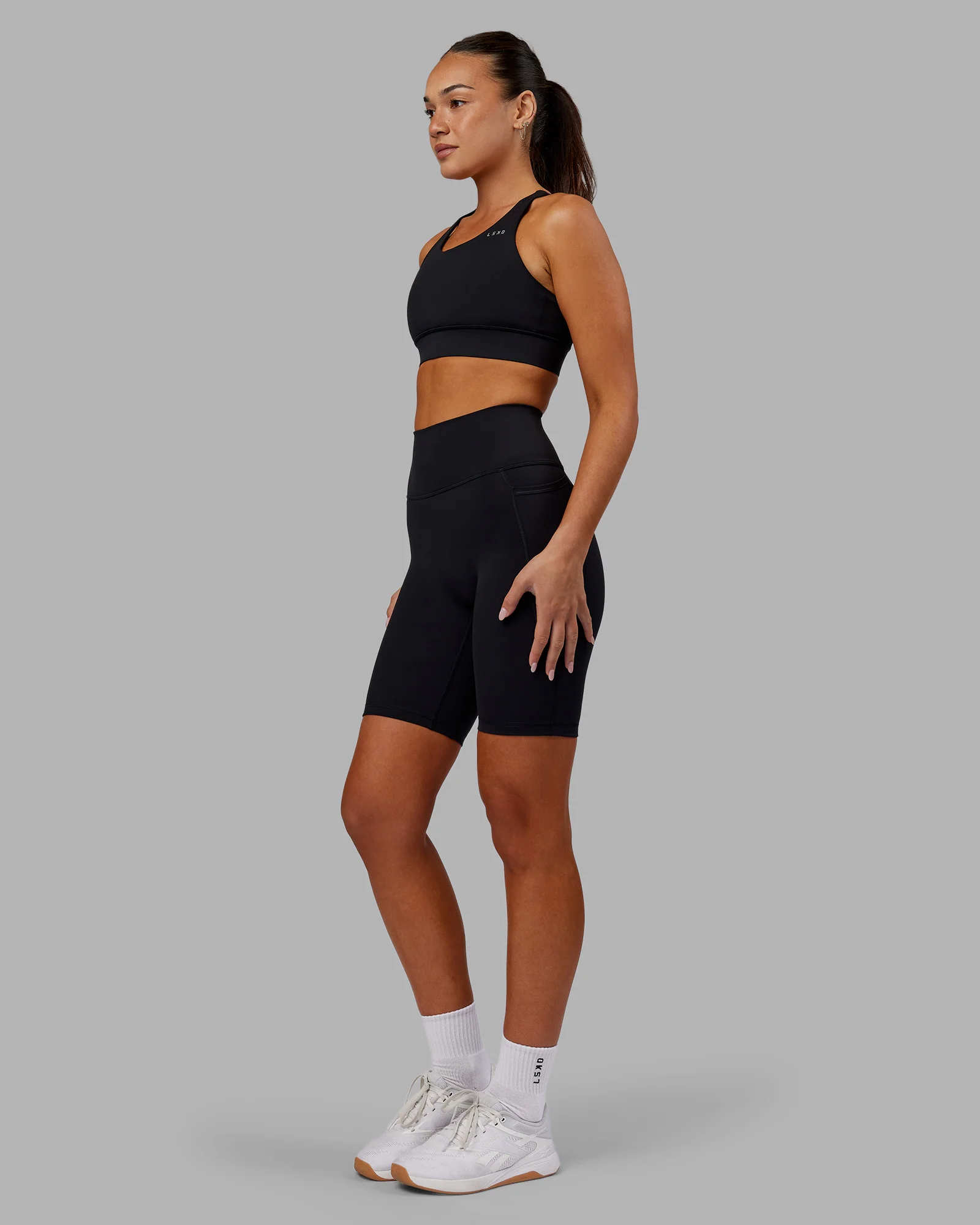 11657-fusion-ultra-high-rise-9-short-pockets-black-5.webp Fusion Ultra High-Rise 9" Short Pockets - Black