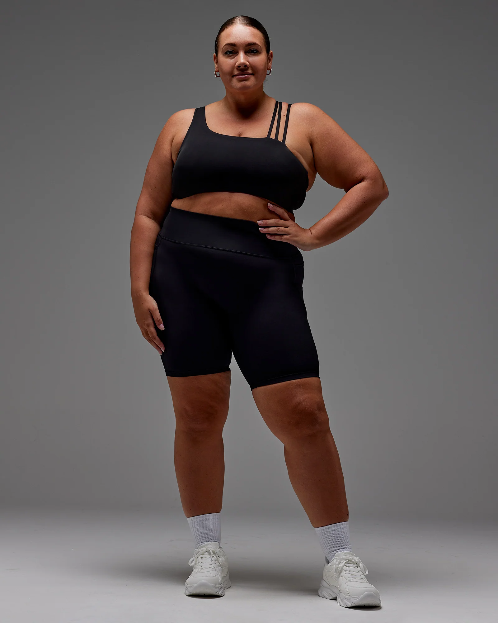 11657-fusion-ultra-high-rise-9-short-pockets-black-8.webp Fusion Ultra High-Rise 9" Short Pockets - Black