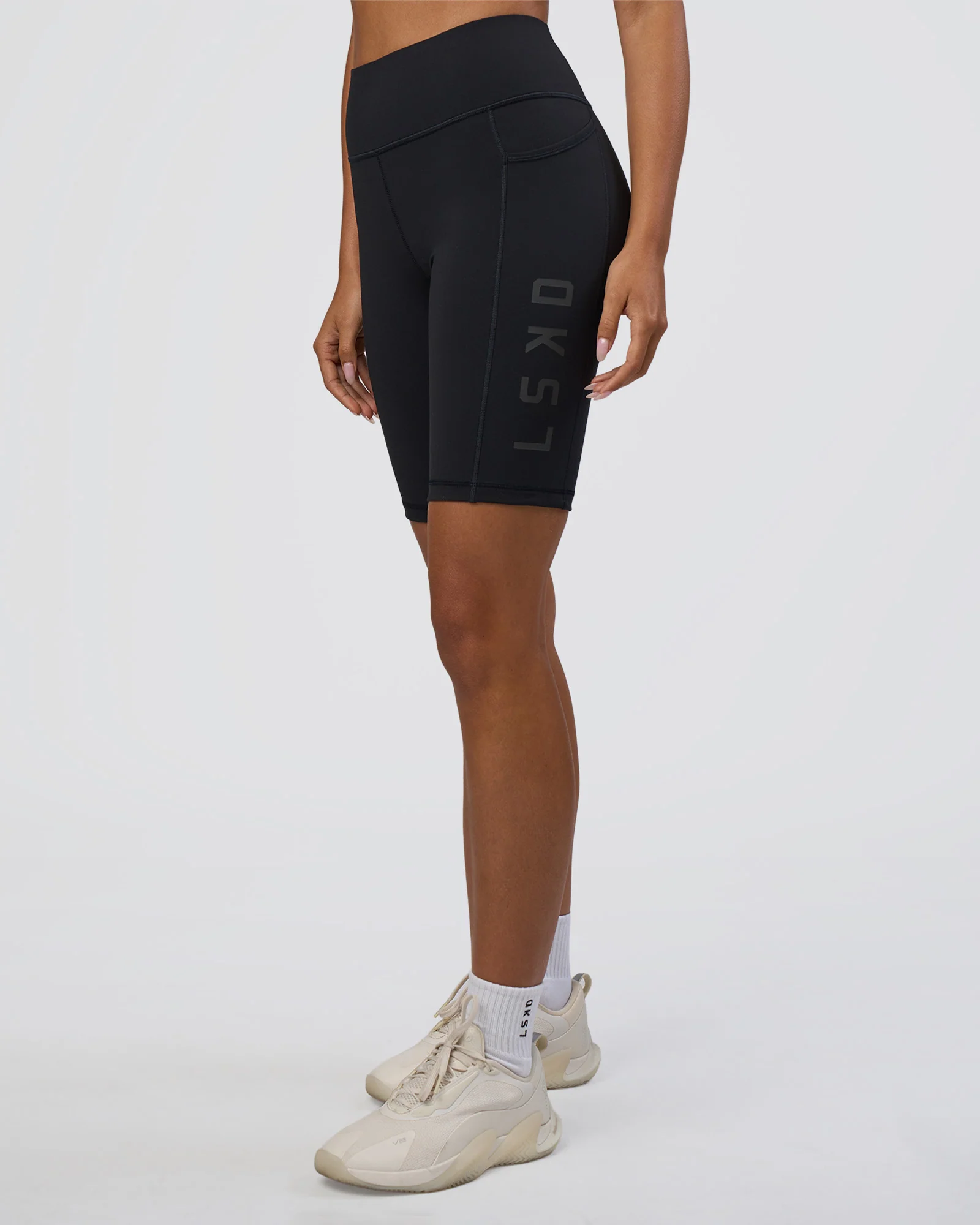 11666-rep-ultra-high-rise-9-short-pockets-black-black-1.webp Rep Ultra High-Rise 9" Short Pockets - Black-Black