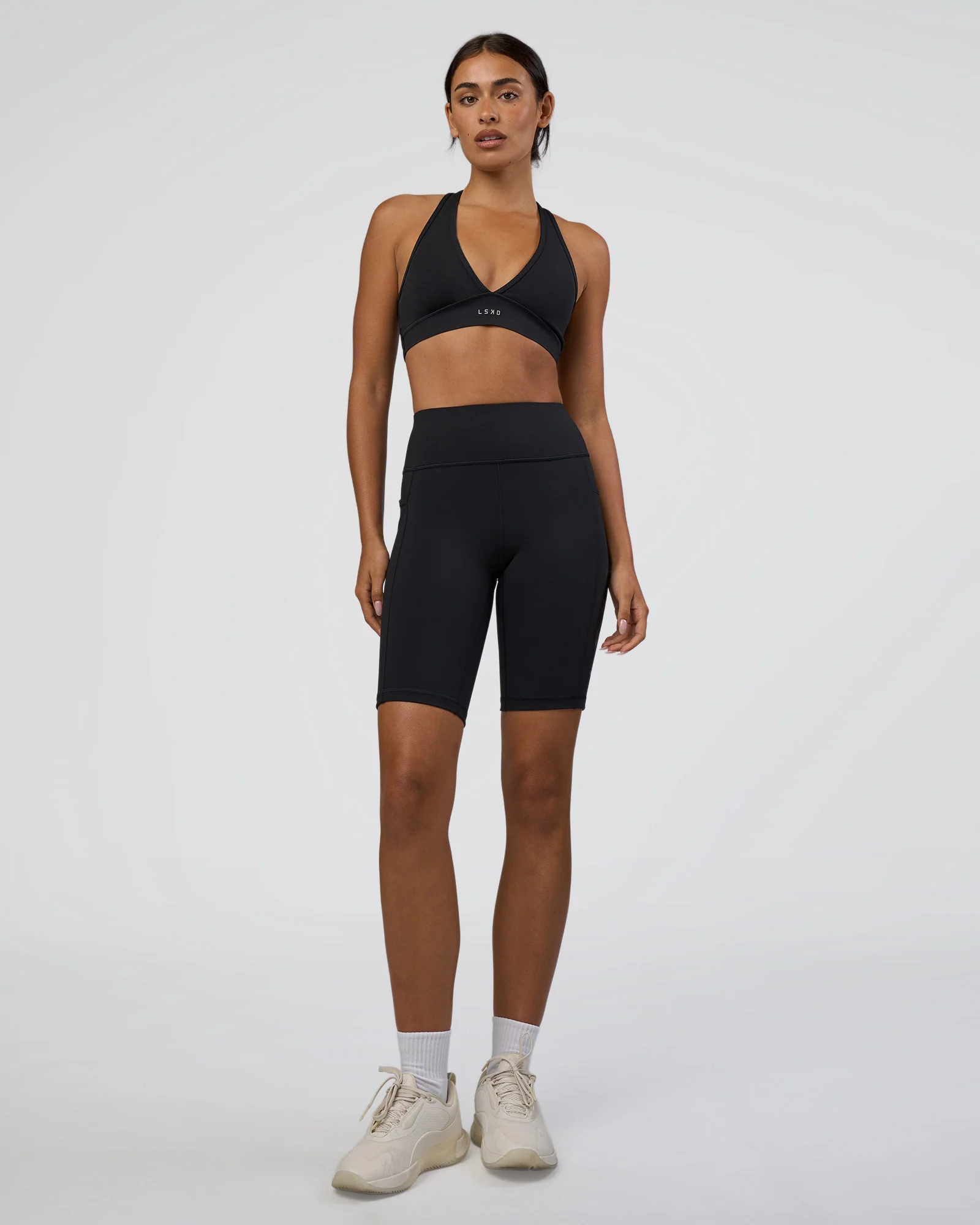 11666-rep-ultra-high-rise-9-short-pockets-black-black-2.webp Rep Ultra High-Rise 9" Short Pockets - Black-Black