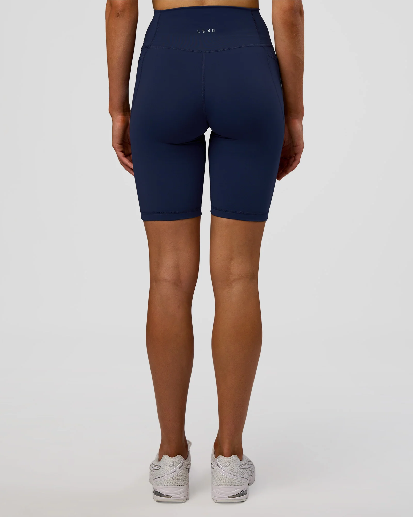 11675-fusion-ultra-high-rise-9-short-pockets-future-navy-3.webp Fusion Ultra High-Rise 9" Short Pockets - Future Navy