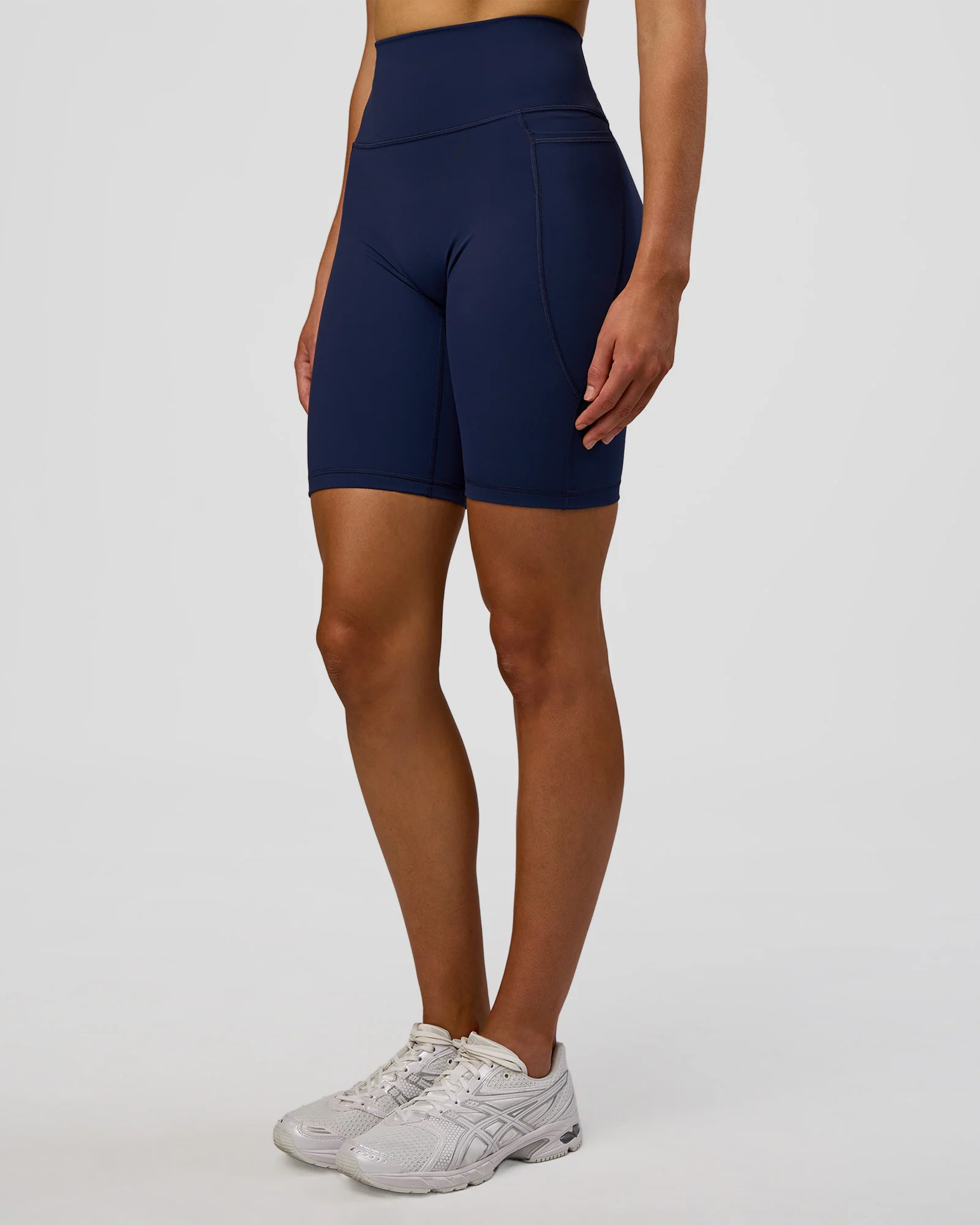 11675-fusion-ultra-high-rise-9-short-pockets-future-navy-5.webp Fusion Ultra High-Rise 9" Short Pockets - Future Navy