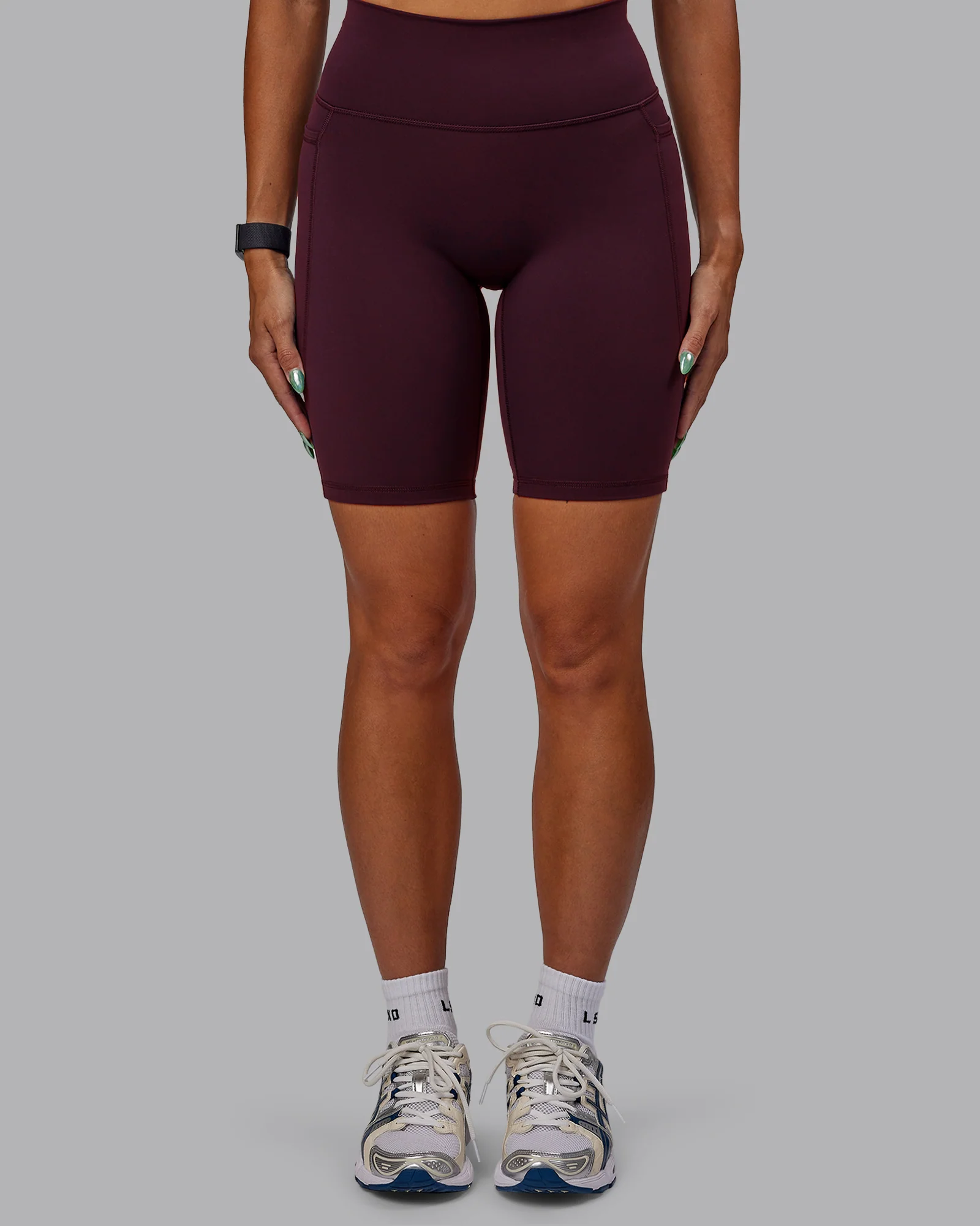 11711-fusion-ultra-high-rise-9-short-pockets-cherry-lacquer-7.webp Fusion Ultra High-Rise 9" Short Pockets - Cherry Lacquer