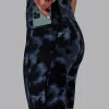 11738-fusion-ultra-high-rise-9-short-pockets-tie-dye-midnight-3.webp Fusion Ultra High-Rise 9" Short Pockets - Tie Dye-Midnight