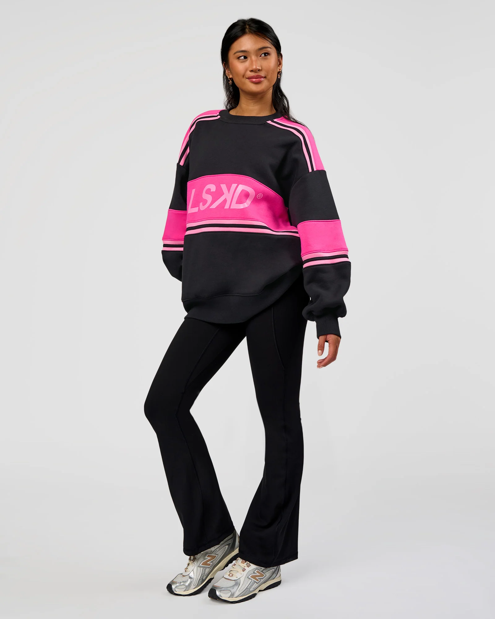 11756-a-team-sweater-oversize-caviar-ultra-pink-candy-pink-3.webp A-Team Sweater Oversize - Caviar-Ultra Pink-Candy Pink
