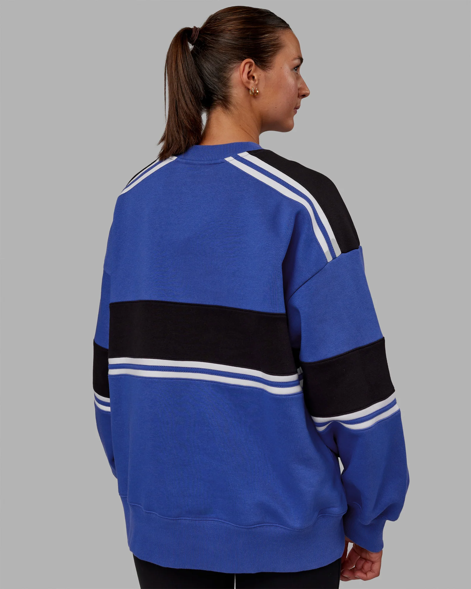 11801-unisex-a-team-sweater-oversize-power-cobalt-black-8.webp Unisex A-Team Sweater Oversize - Power Cobalt-Black