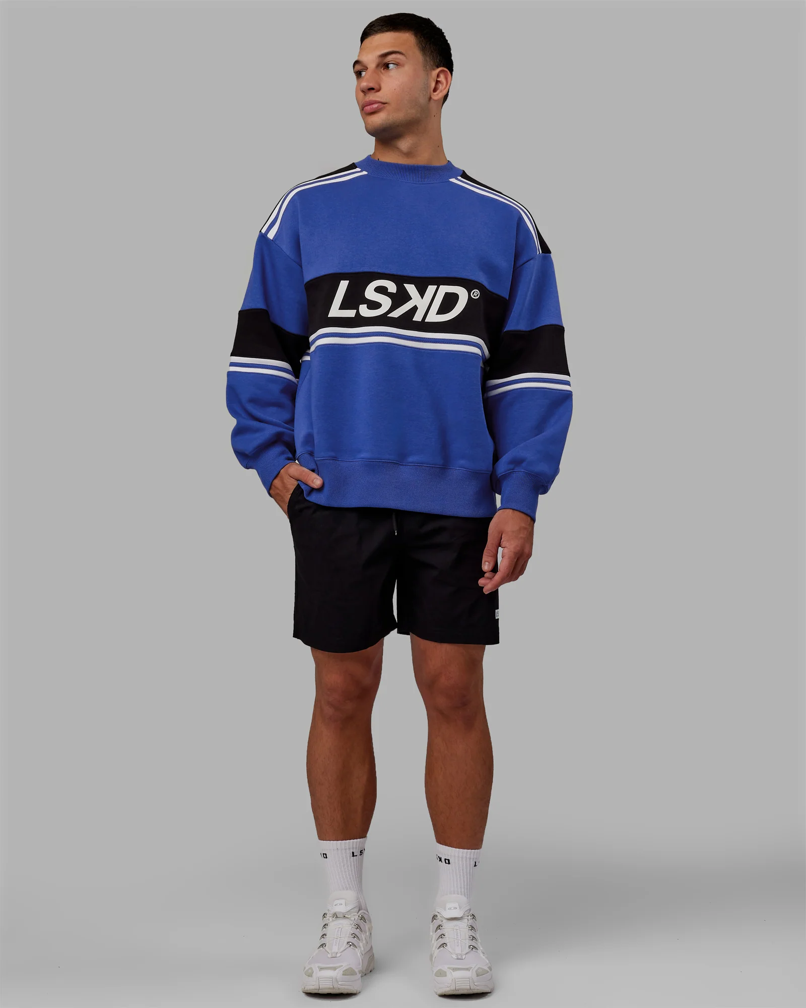 11801-unisex-a-team-sweater-oversize-power-cobalt-black-9.webp Unisex A-Team Sweater Oversize - Power Cobalt-Black
