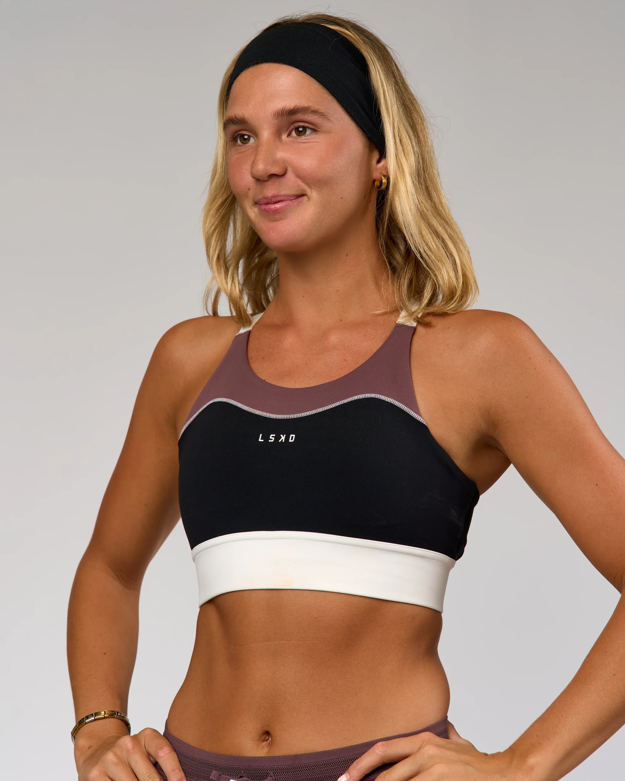 1183-accelerate-aeroflx-headband-black-4.webp Accelerate AeroFLX+ Headband - Black