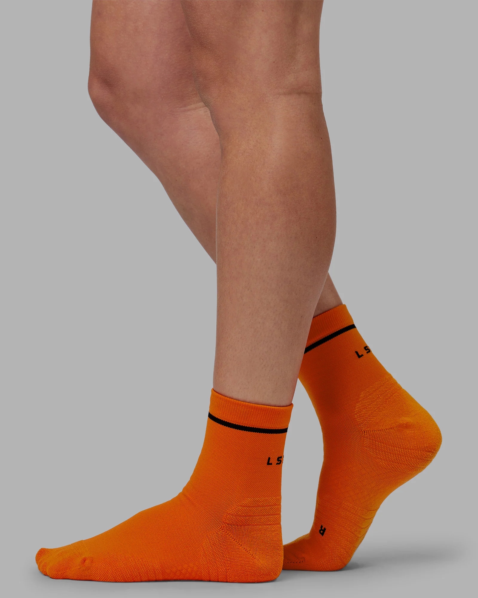 11884-fast-performance-quarter-socks-ultra-orange-3.webp Fast Performance Quarter Socks - Ultra Orange