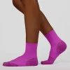 11900-race-fast-performance-quarter-socks-ultra-fuchsia-reflective-2.webp Race Fast Performance Quarter Socks - Ultra Fuchsia-Reflective