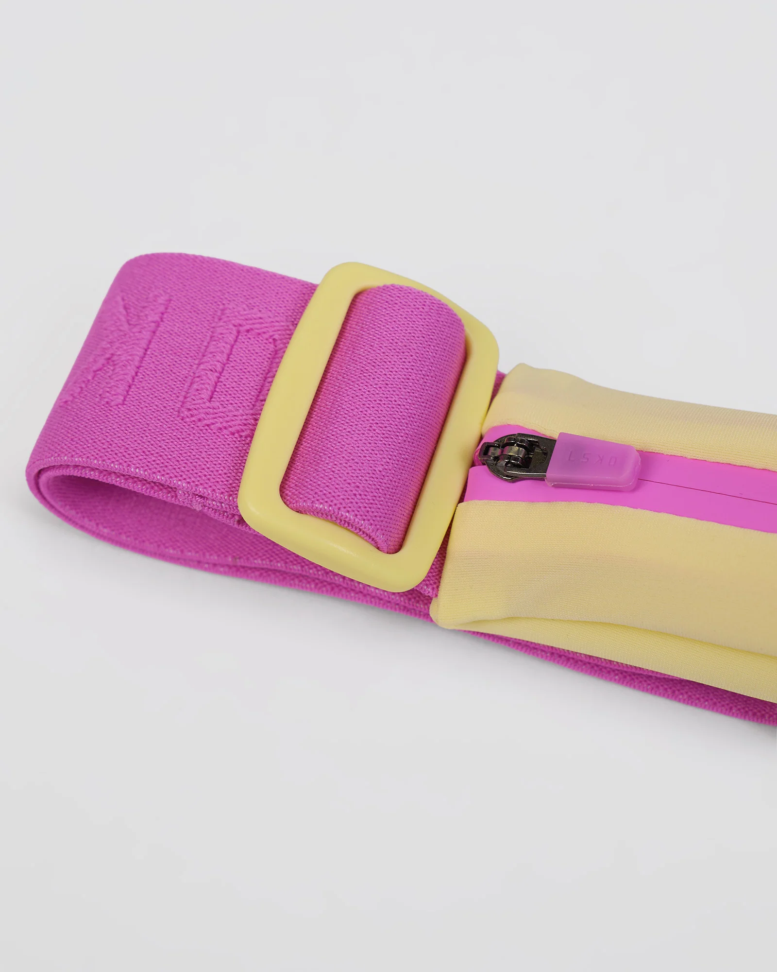 11913-rep-run-belt-2.0-yellow-fizz-ultra-fuchsia-4.webp Rep Run Belt 2.0 - Yellow Fizz-Ultra Fuchsia