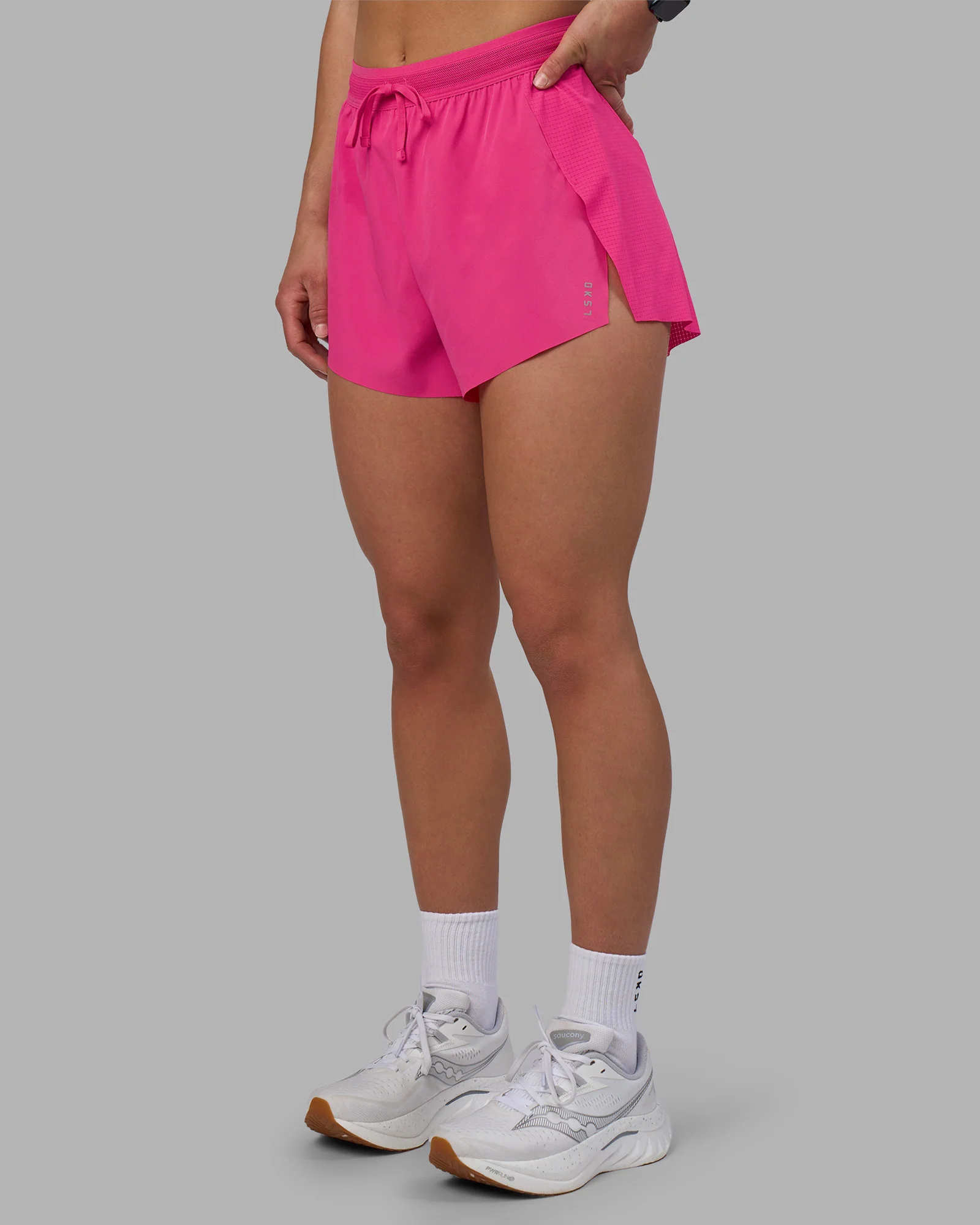 12037-accelerate-3-high-rise-running-short-ultra-pink-12.webp Accelerate 3" High-Rise Running Short - Ultra Pink
