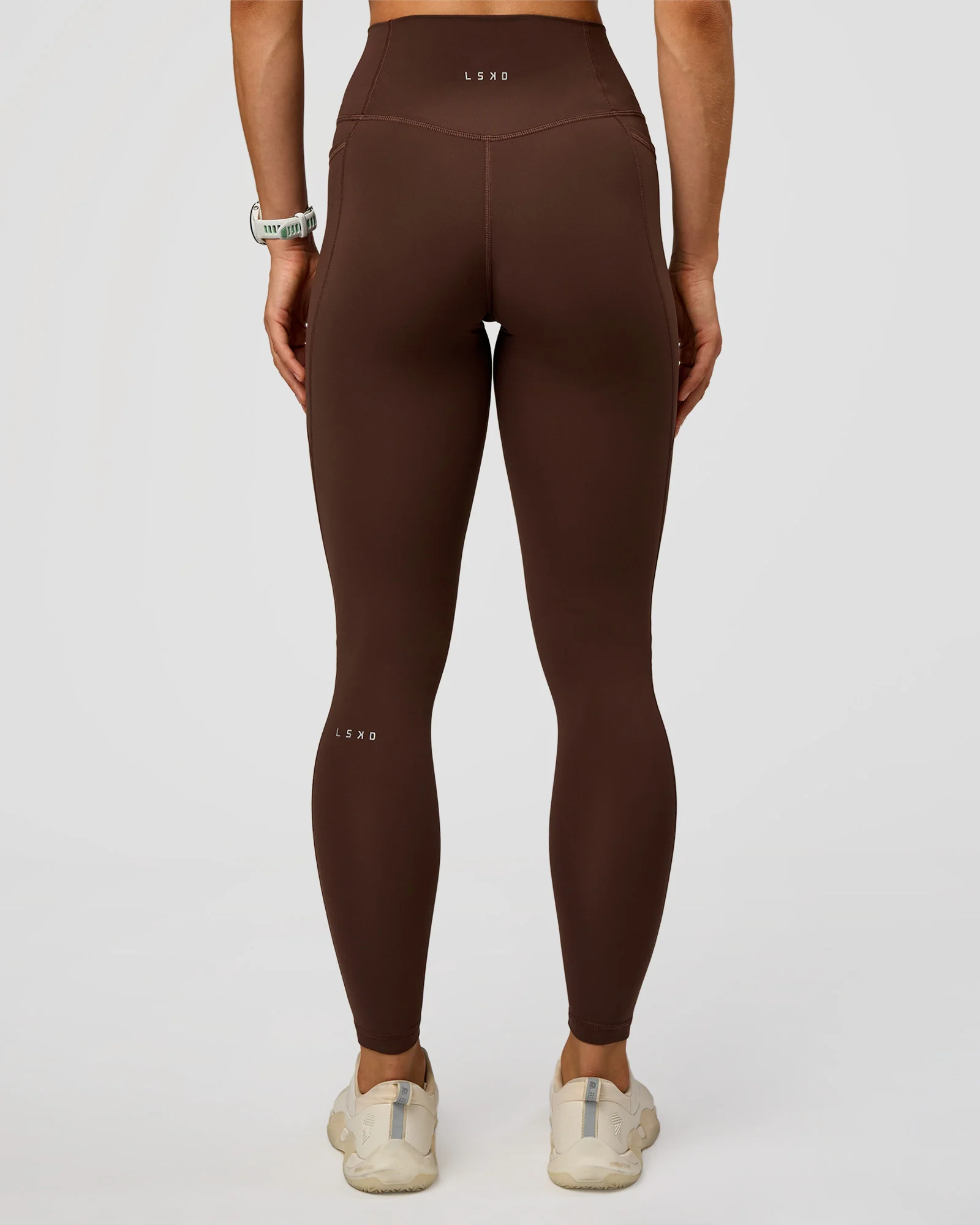 121-fusion-ultra-high-rise-full-length-legging-pockets-hot-chocolate-6.webp Fusion Ultra High-Rise Full Length Legging Pockets - Hot Chocolate