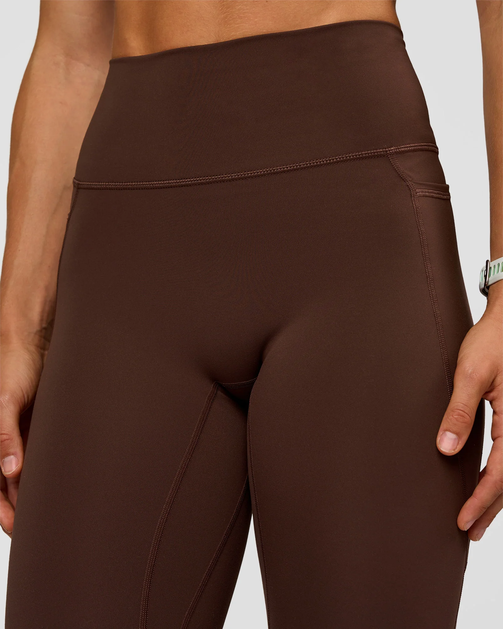 121-fusion-ultra-high-rise-full-length-legging-pockets-hot-chocolate-9.webp Fusion Ultra High-Rise Full Length Legging Pockets - Hot Chocolate