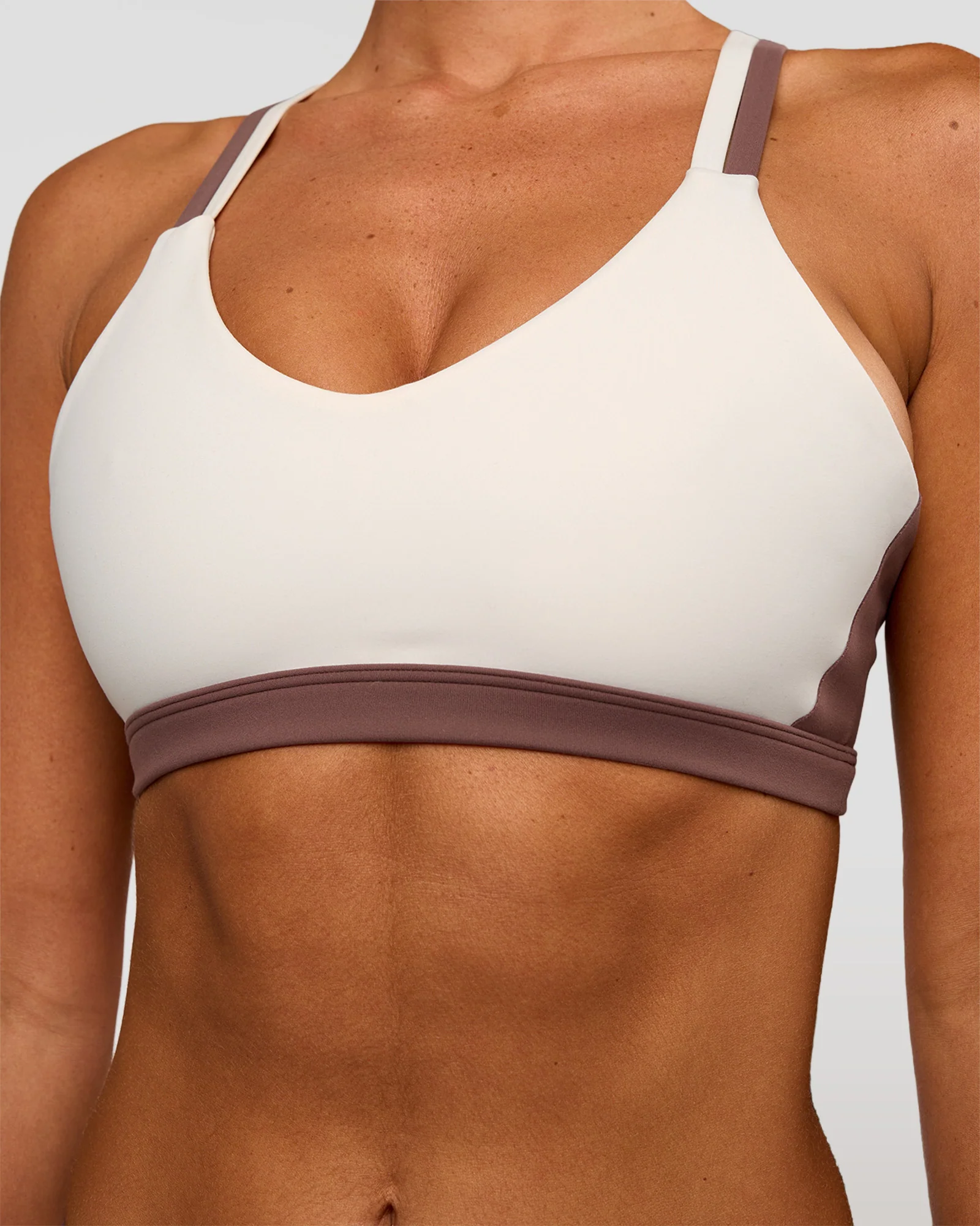 1229-force-sports-bra-cocoa-powder-off-white-8.webp Force Sports Bra - Cocoa Powder-Off White