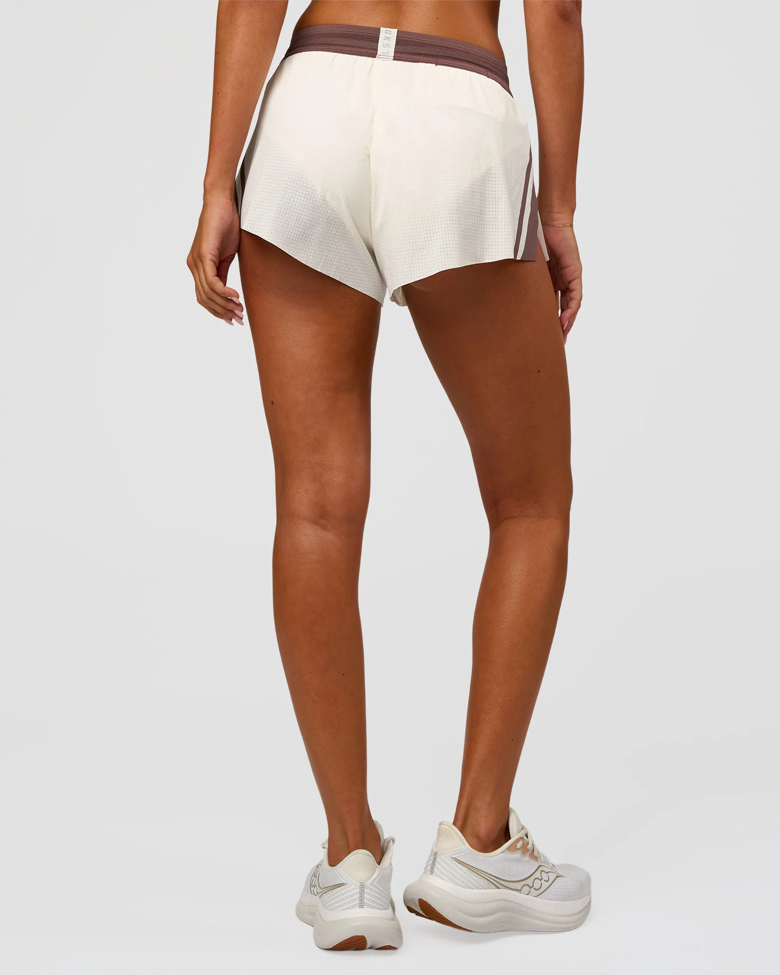 1238-accelerate-3-force-mid-rise-running-short-cocoa-powder-off-white-5.webp Accelerate 3" Force Mid-Rise Running Short - Cocoa powder-Off White