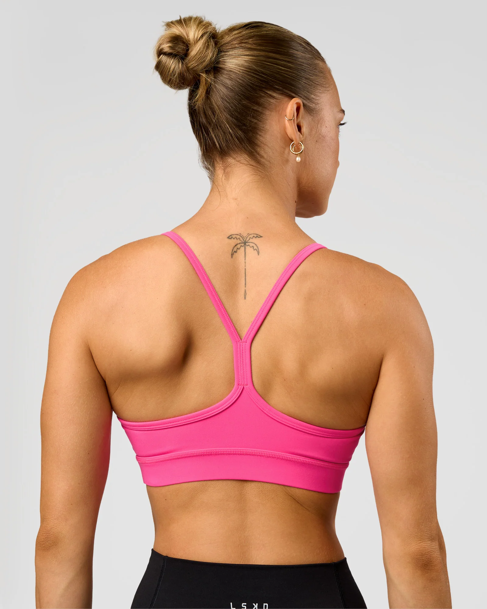 12395-lift-sports-bra-ultra-pink-2.webp Lift Sports Bra - Ultra Pink