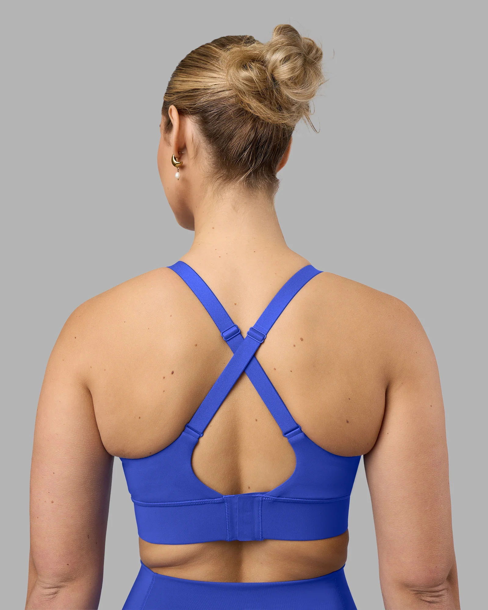 12441-accelerate-sports-bra-power-cobalt-2.webp Accelerate Sports Bra - Power Cobalt
