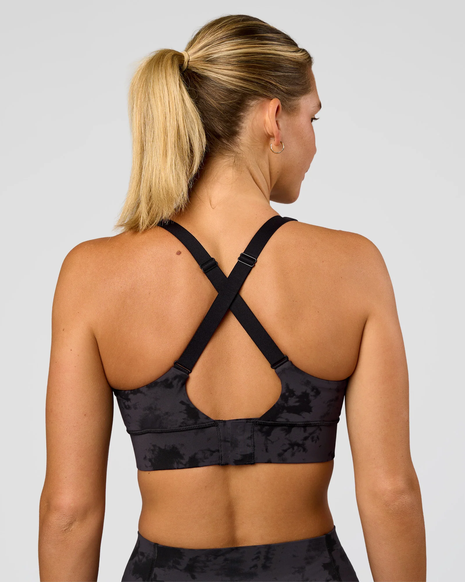 12460-accelerate-sports-bra-black-tie-dye-5.webp Accelerate Sports Bra - Black Tie Dye