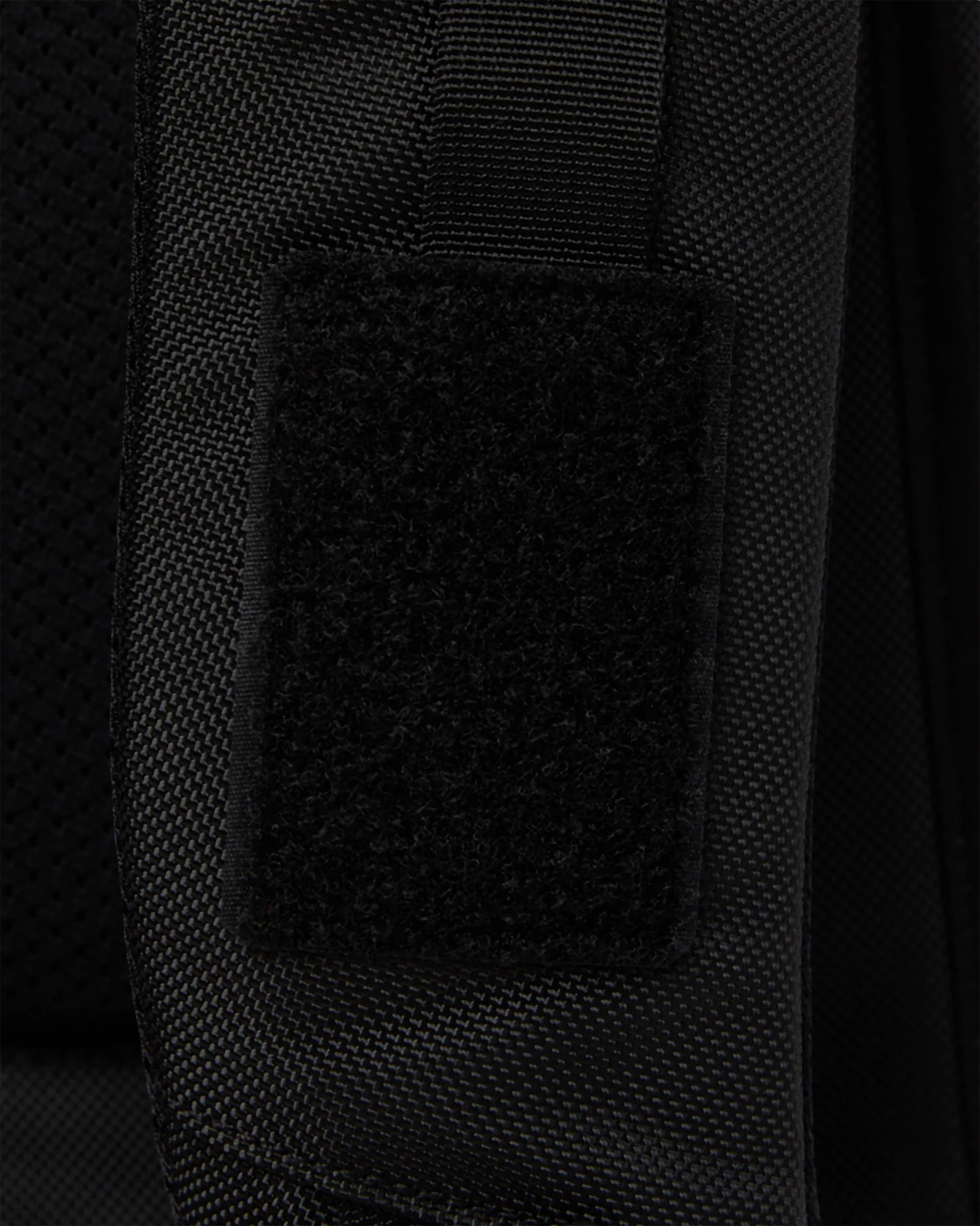 12532-functional-training-backpack-35l-black-10.webp Functional Training Backpack 35L - Black