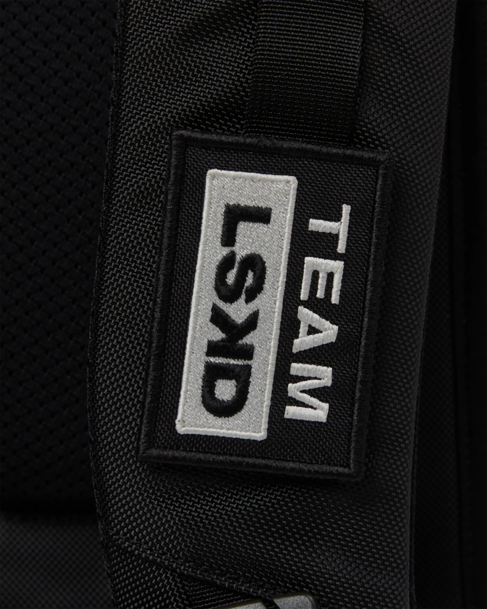 12532-functional-training-backpack-35l-black-11.webp Functional Training Backpack 35L - Black