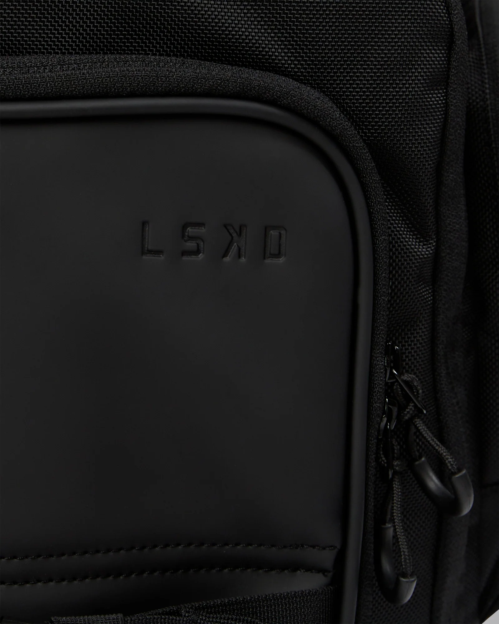 12532-functional-training-backpack-35l-black-6.webp Functional Training Backpack 35L - Black